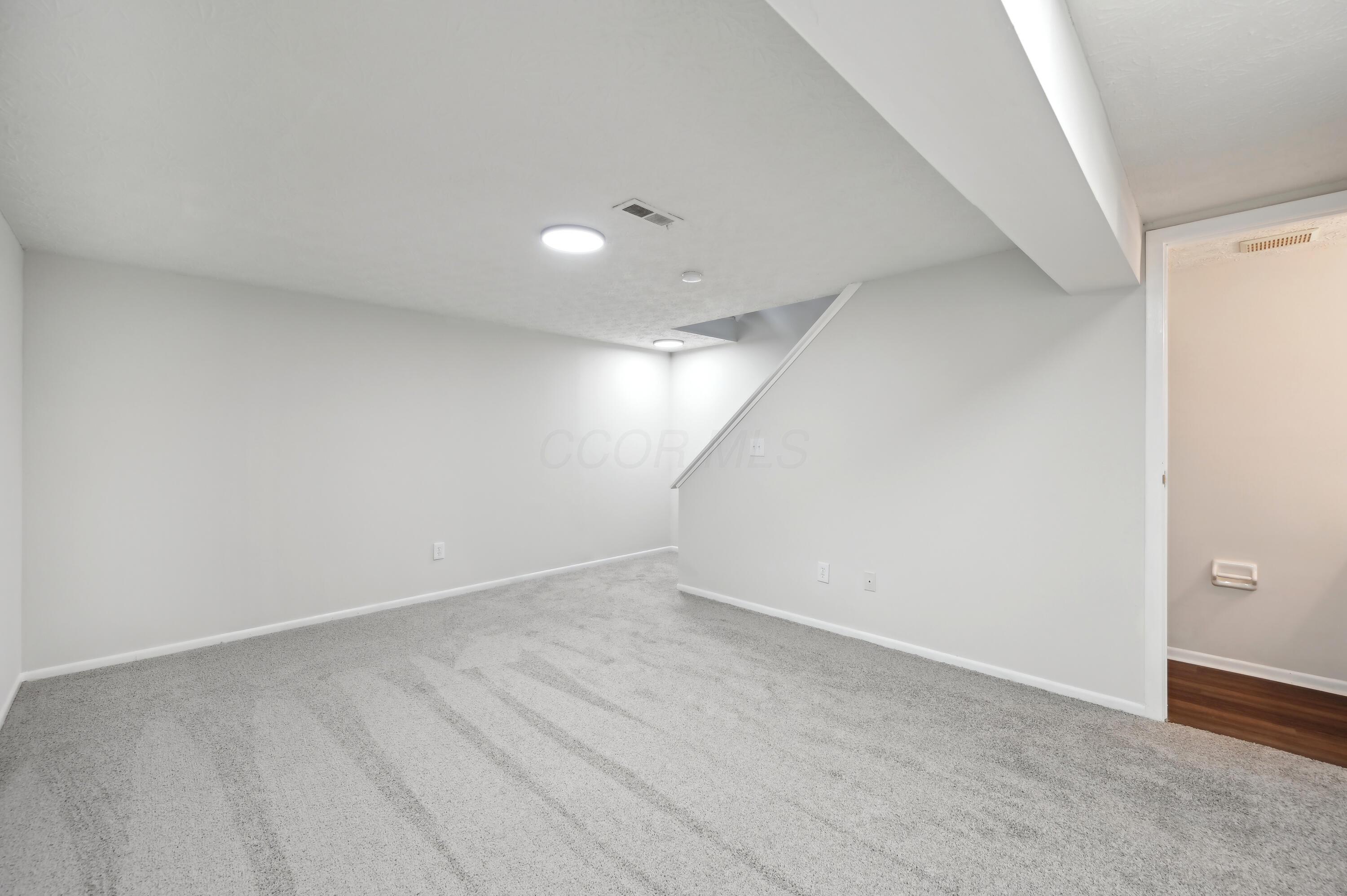5036 Stoneybrook Boulevard, 7c Property Photo 18