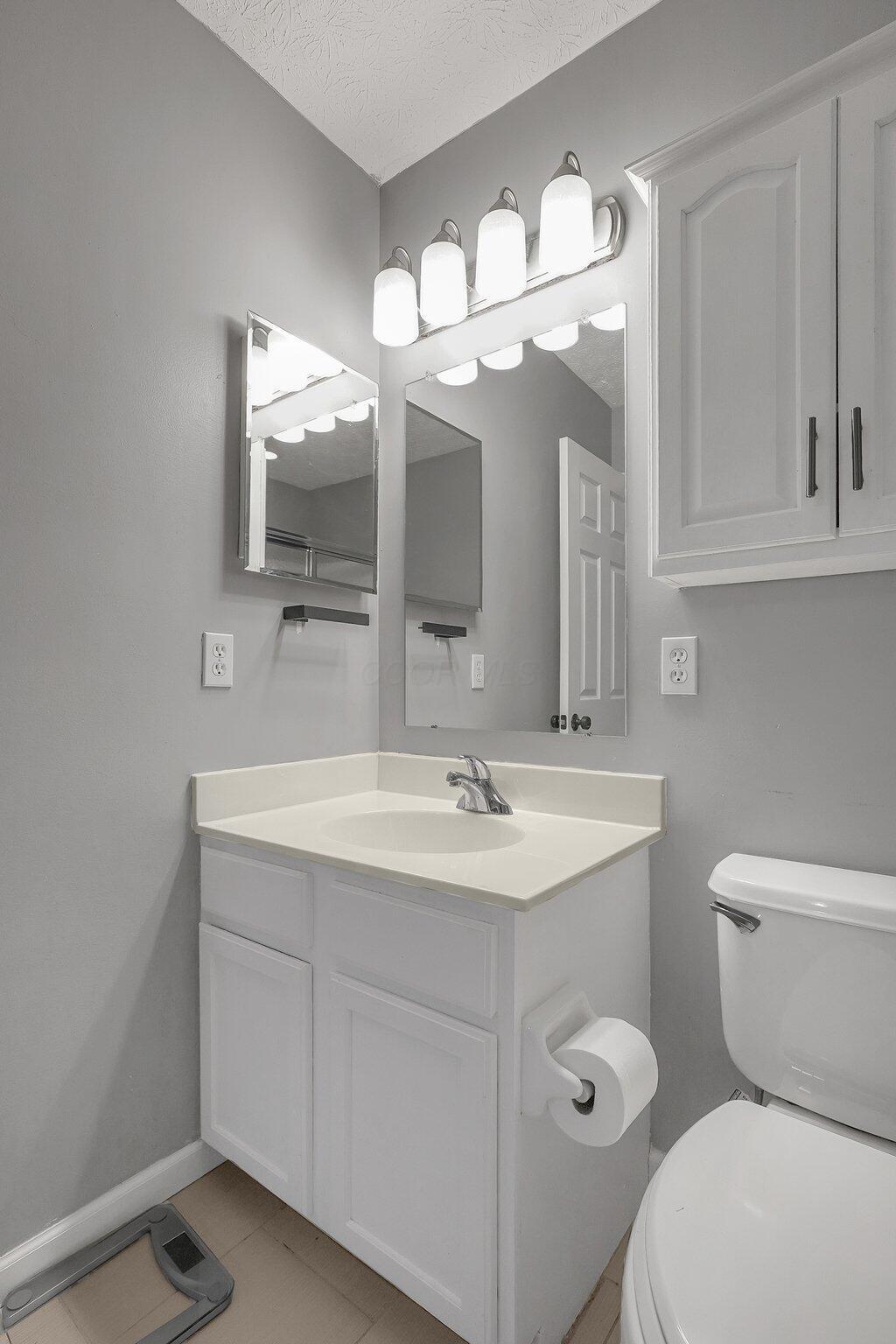 332 Amber Wood Way Property Photo 29