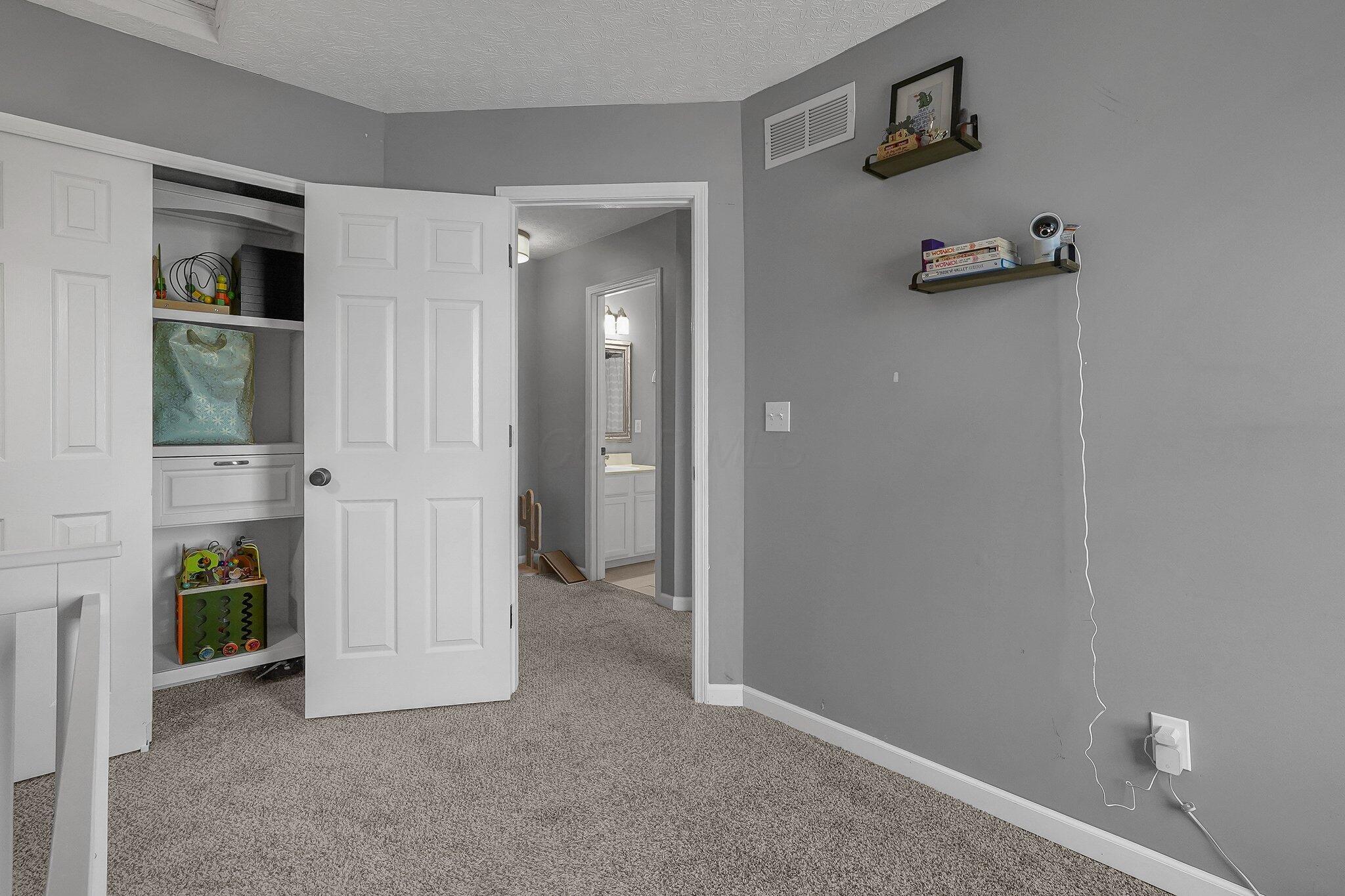 332 Amber Wood Way Property Photo 35