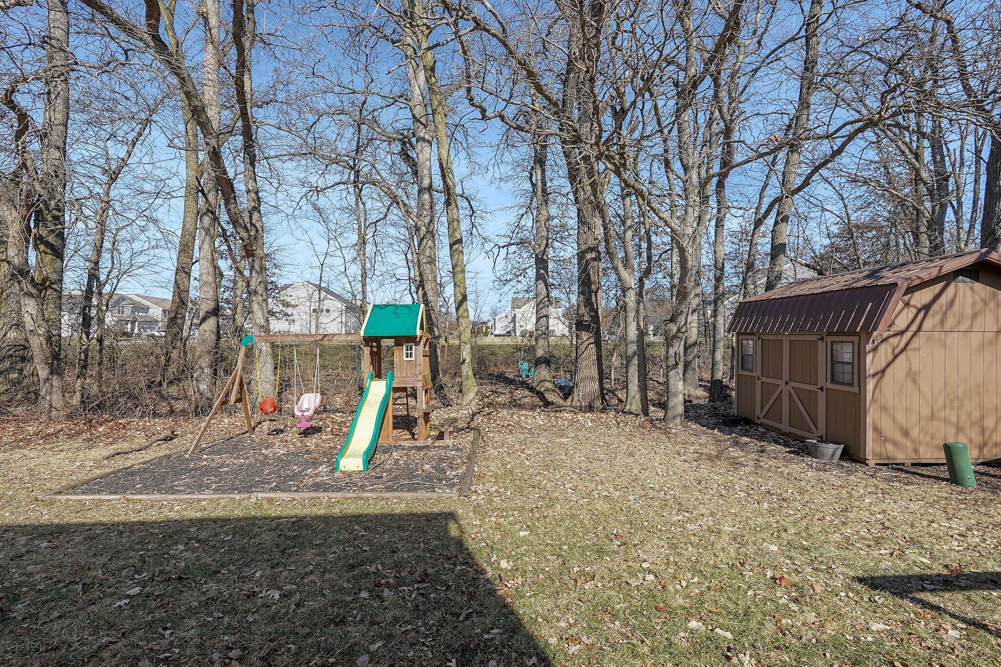 332 Amber Wood Way Property Photo 48
