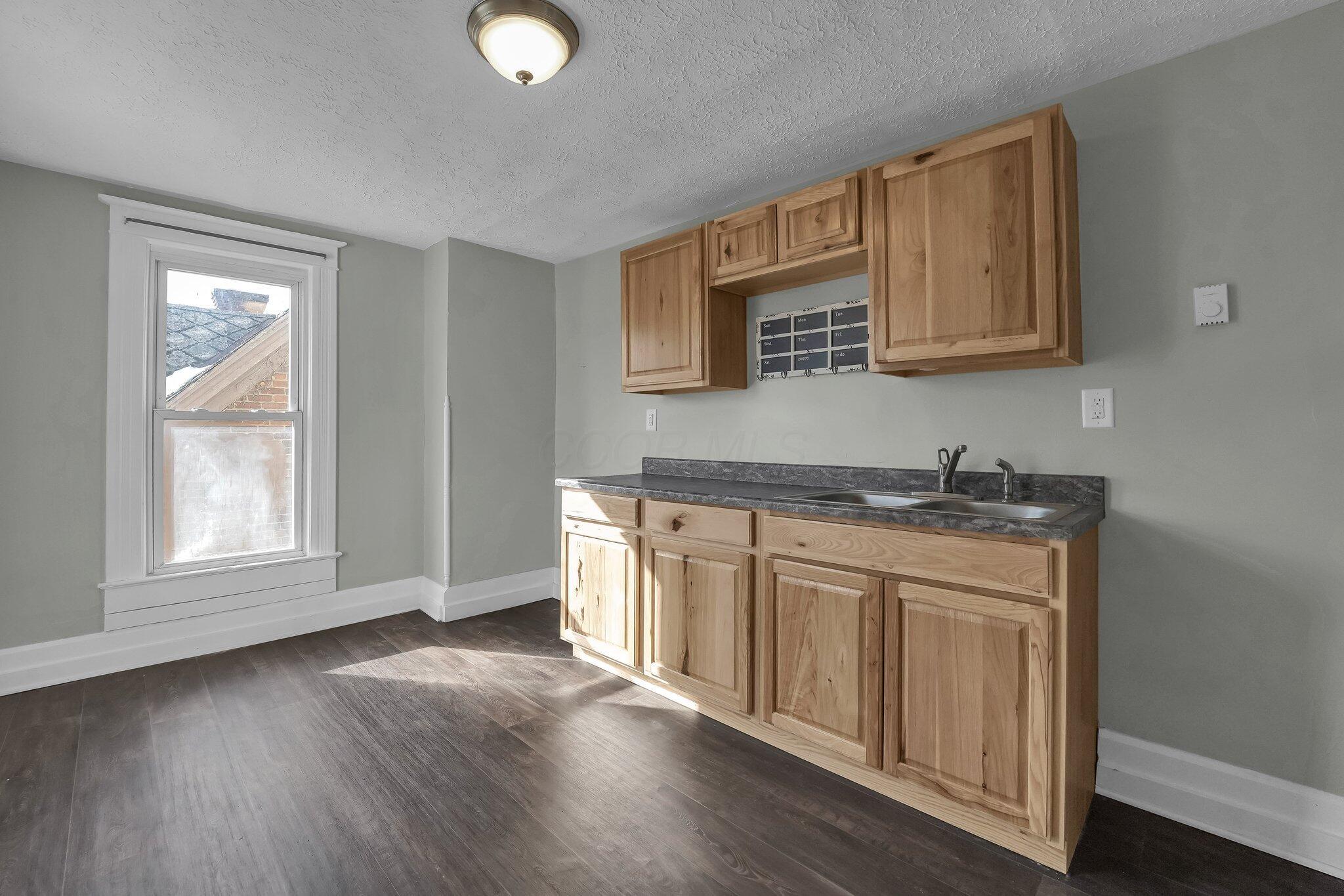 148 Hirn Street Property Photo 8