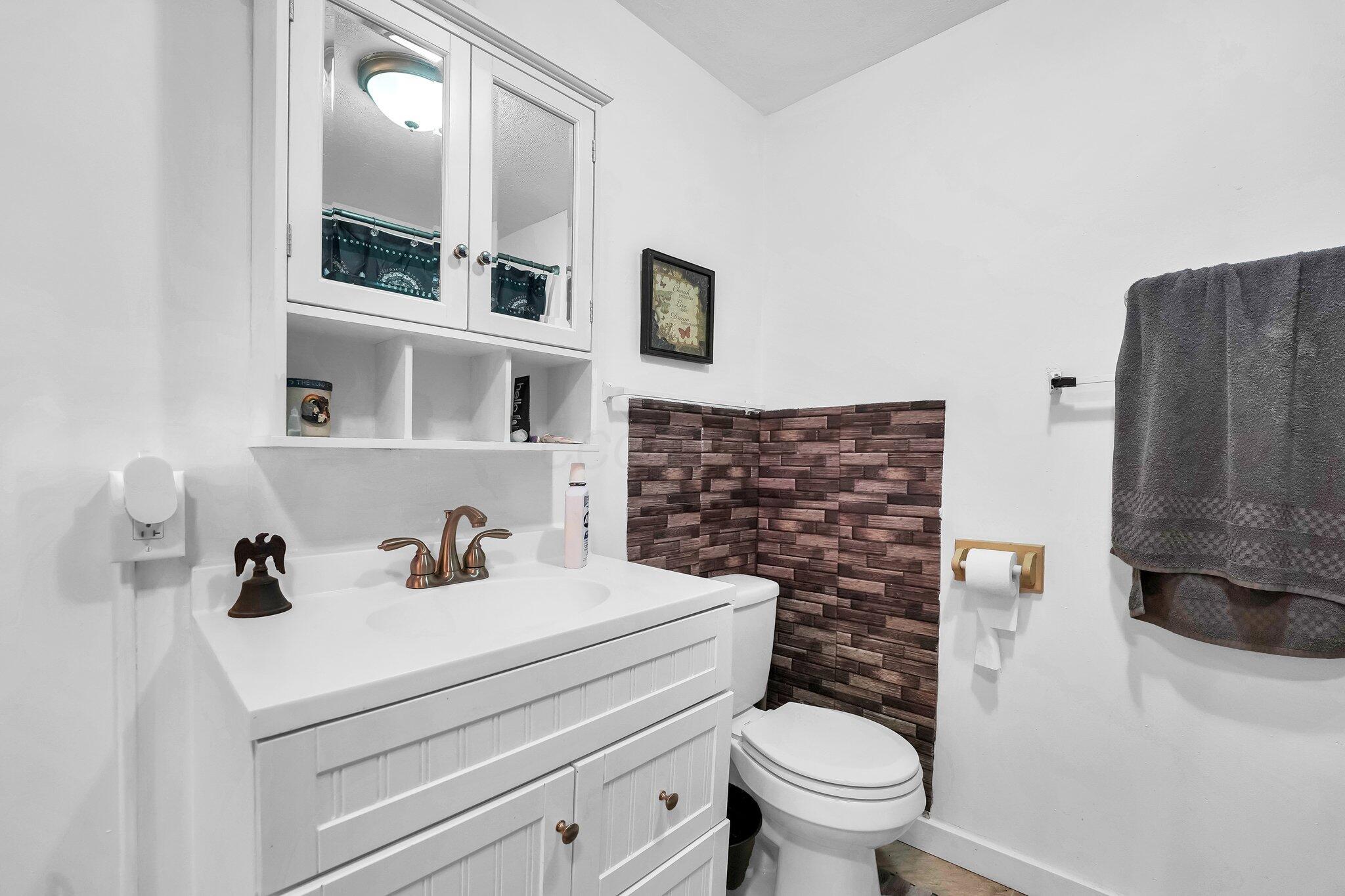 148 Hirn Street Property Photo 32