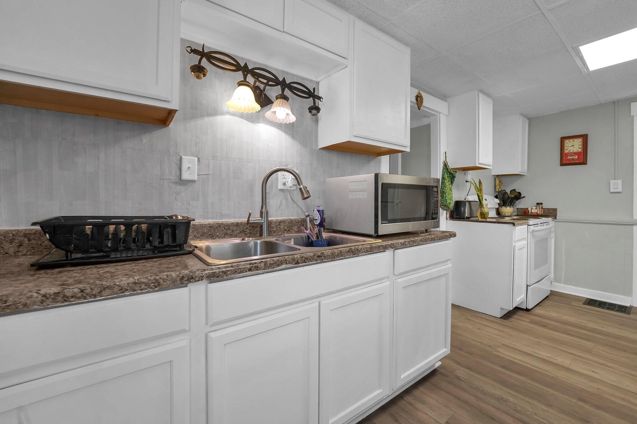 148 Hirn Street Property Photo 40