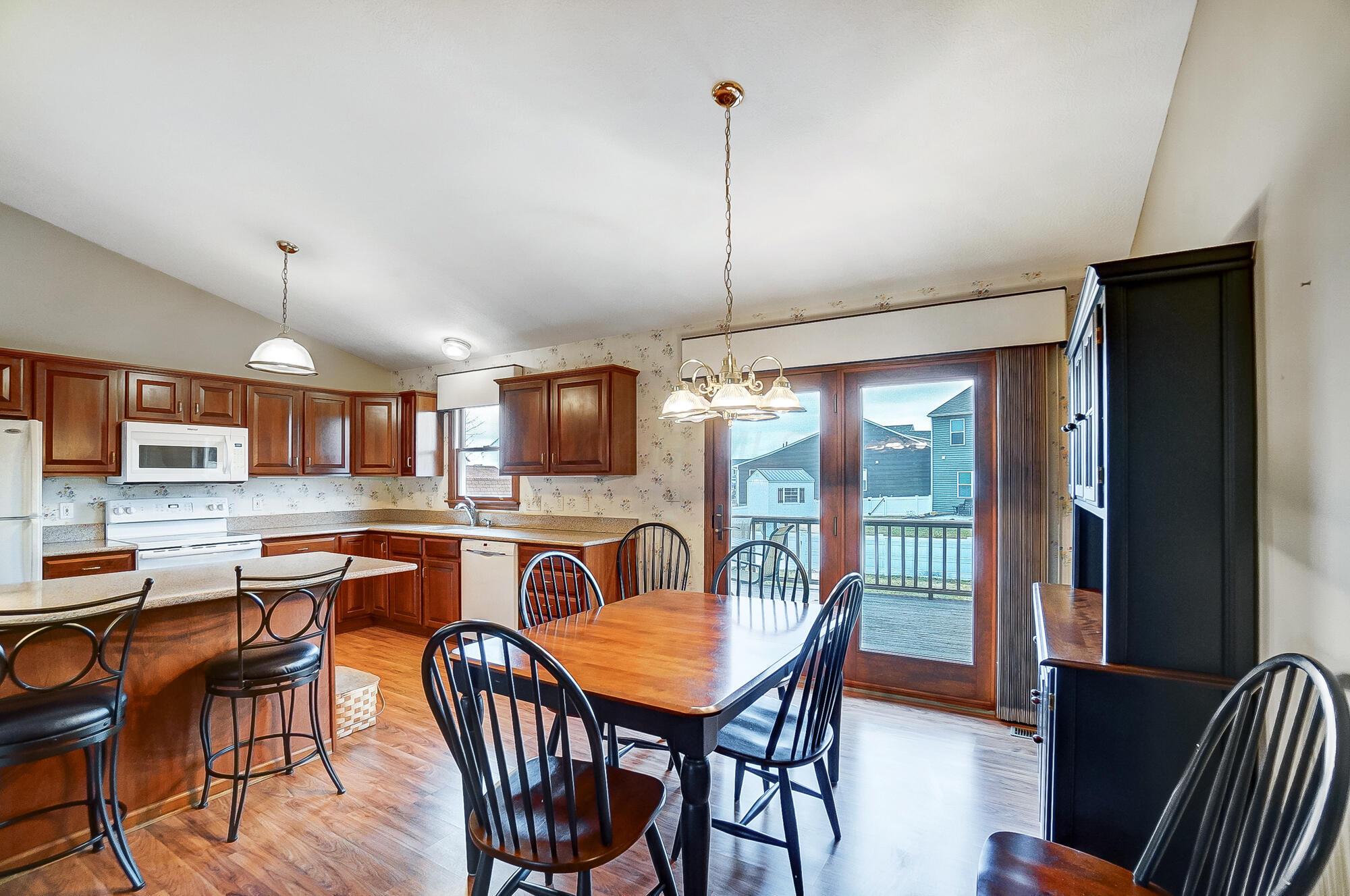 1318 Woodline Drive Property Photo 7