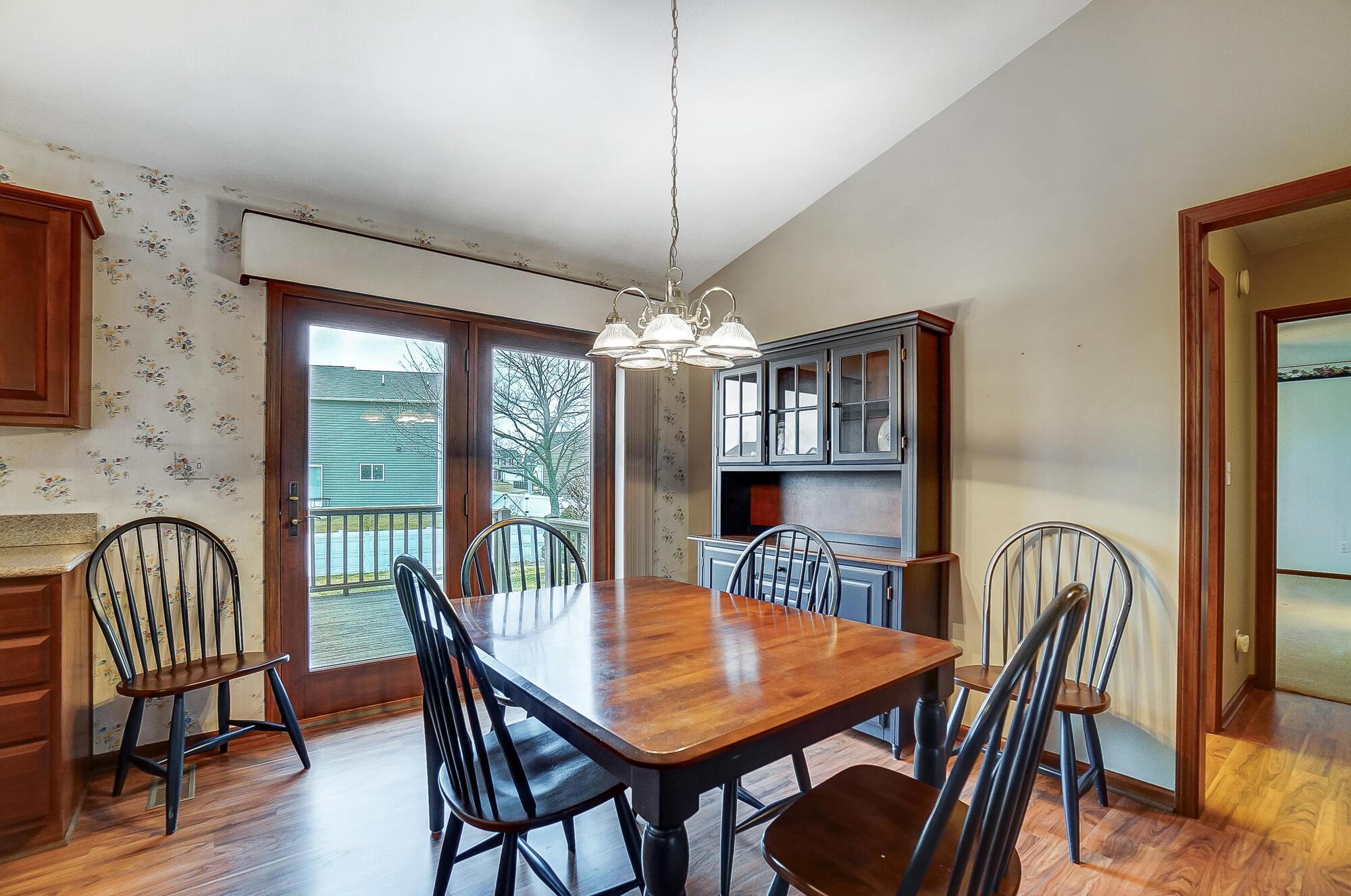 1318 Woodline Drive Property Photo 8