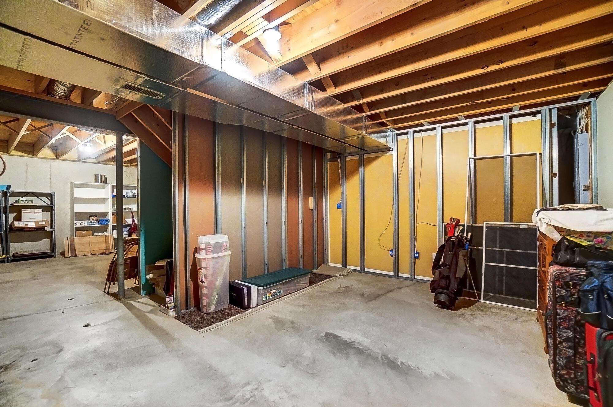 1318 Woodline Drive Property Photo 32