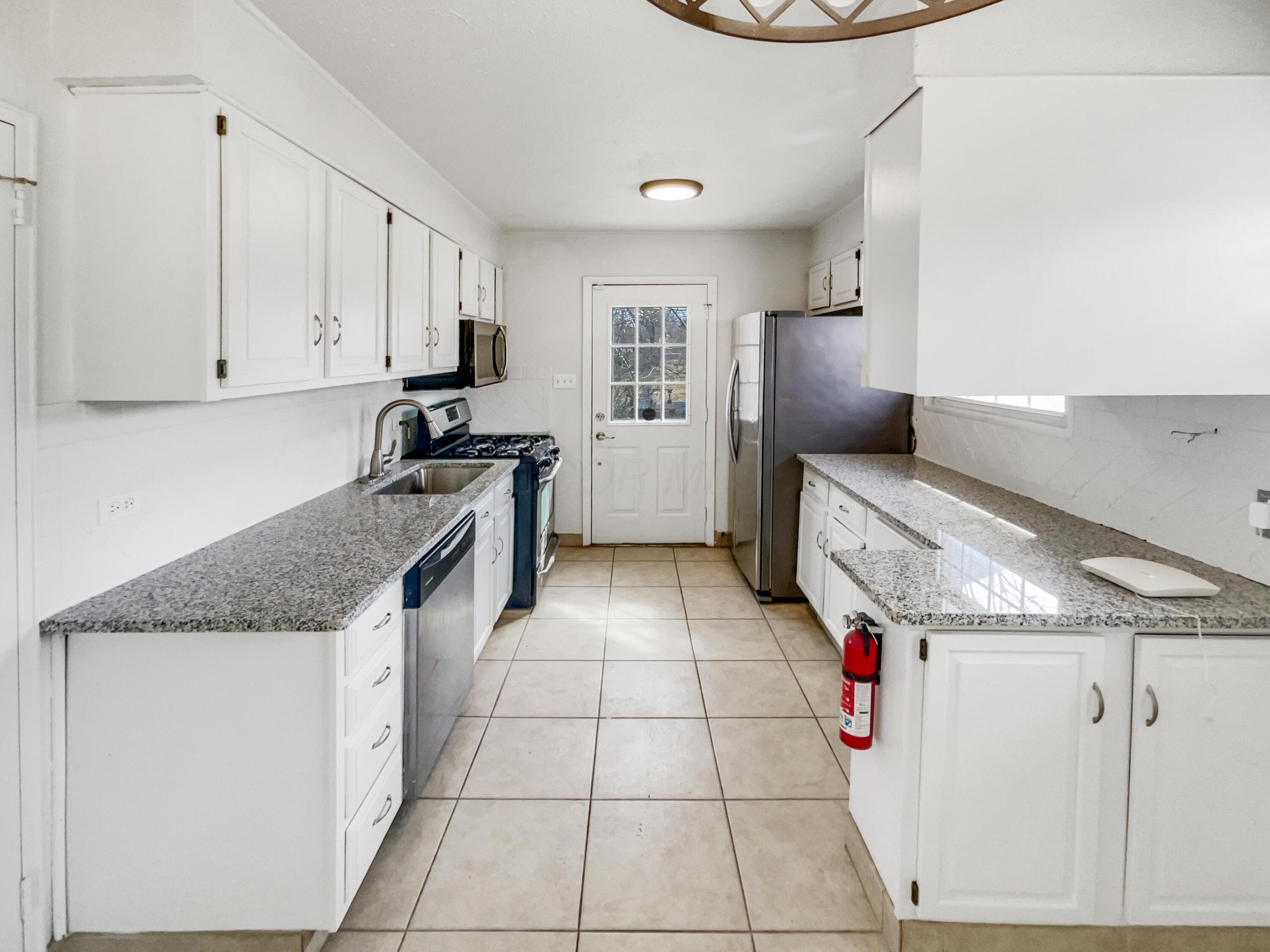 1086 Billie Drive Property Photo 10