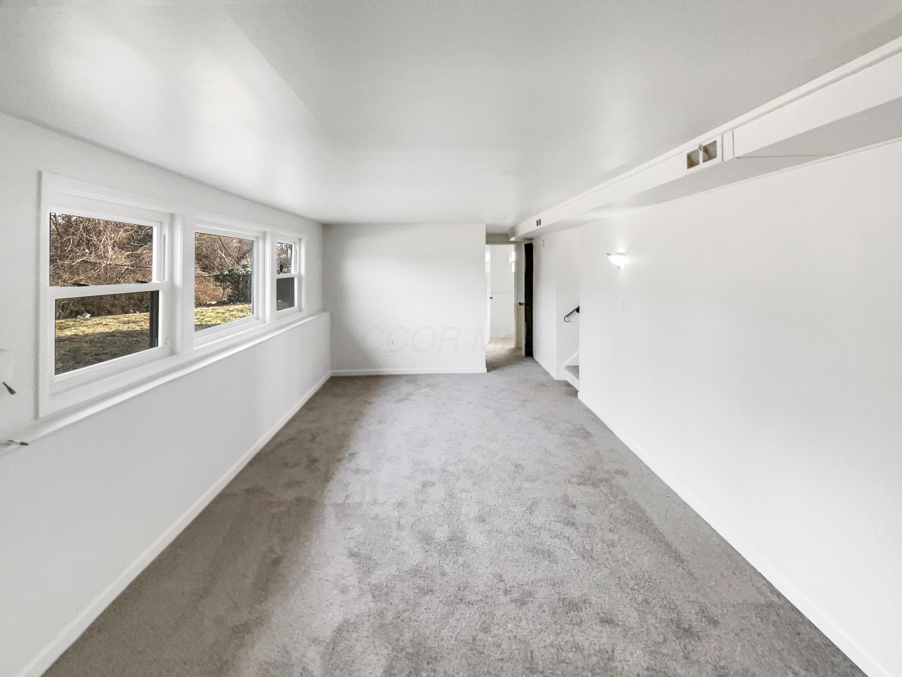 1086 Billie Drive Property Photo 13