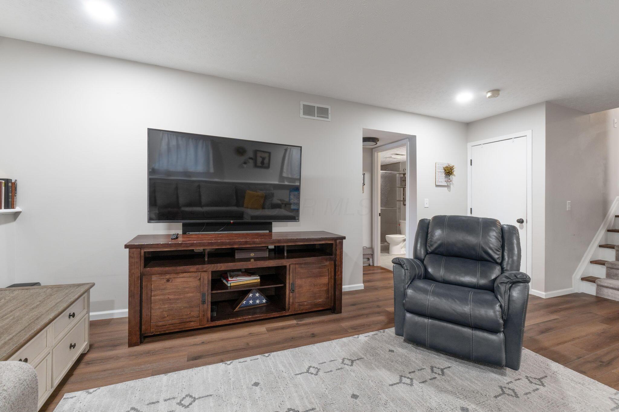 5537 Spring Hill Road Property Photo 16