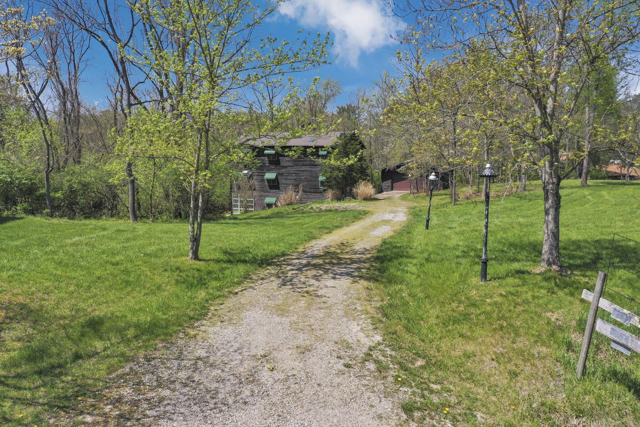 2098 Maya Lane Property Photo 7