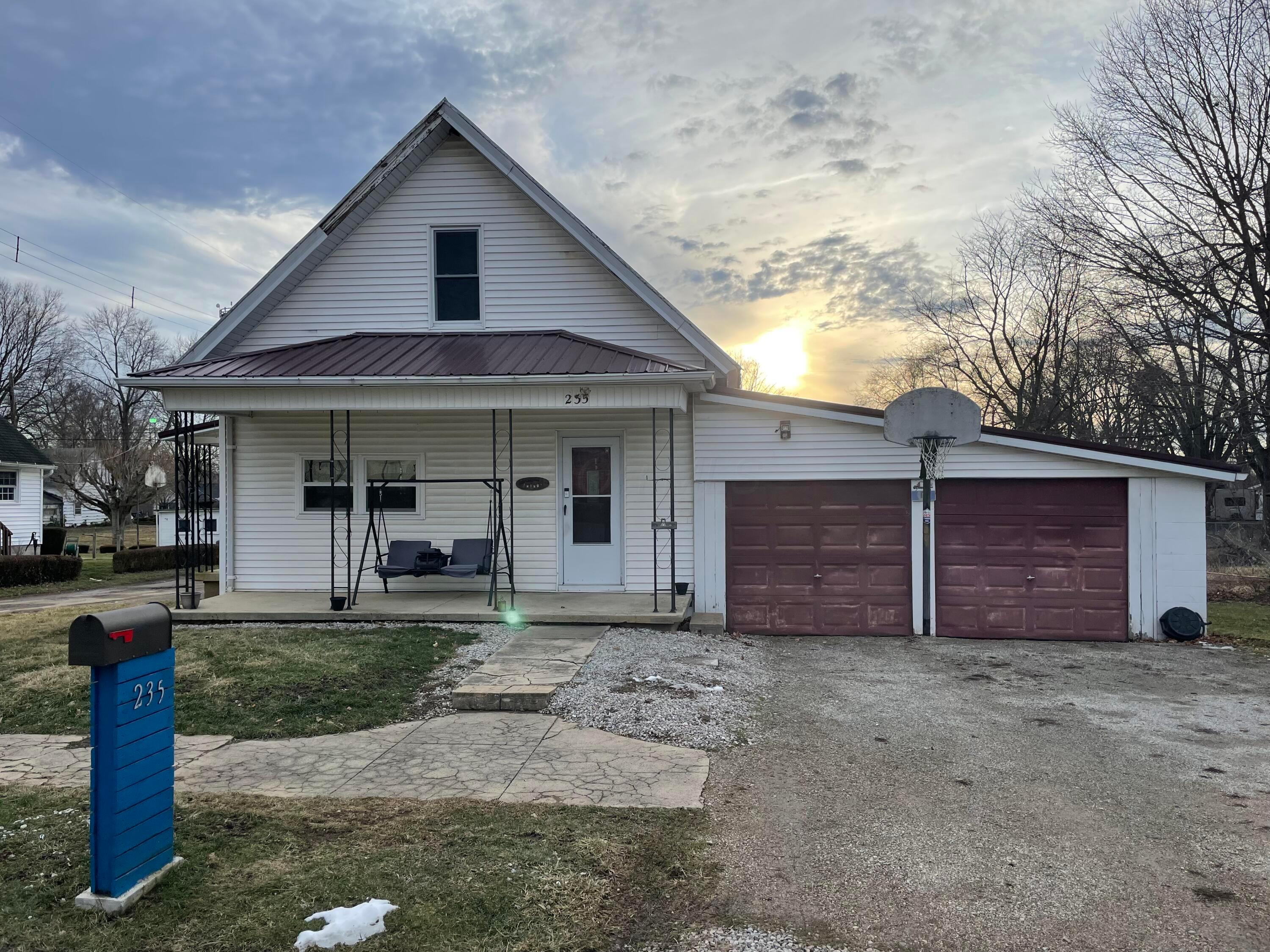 235 N Main Street Property Photo