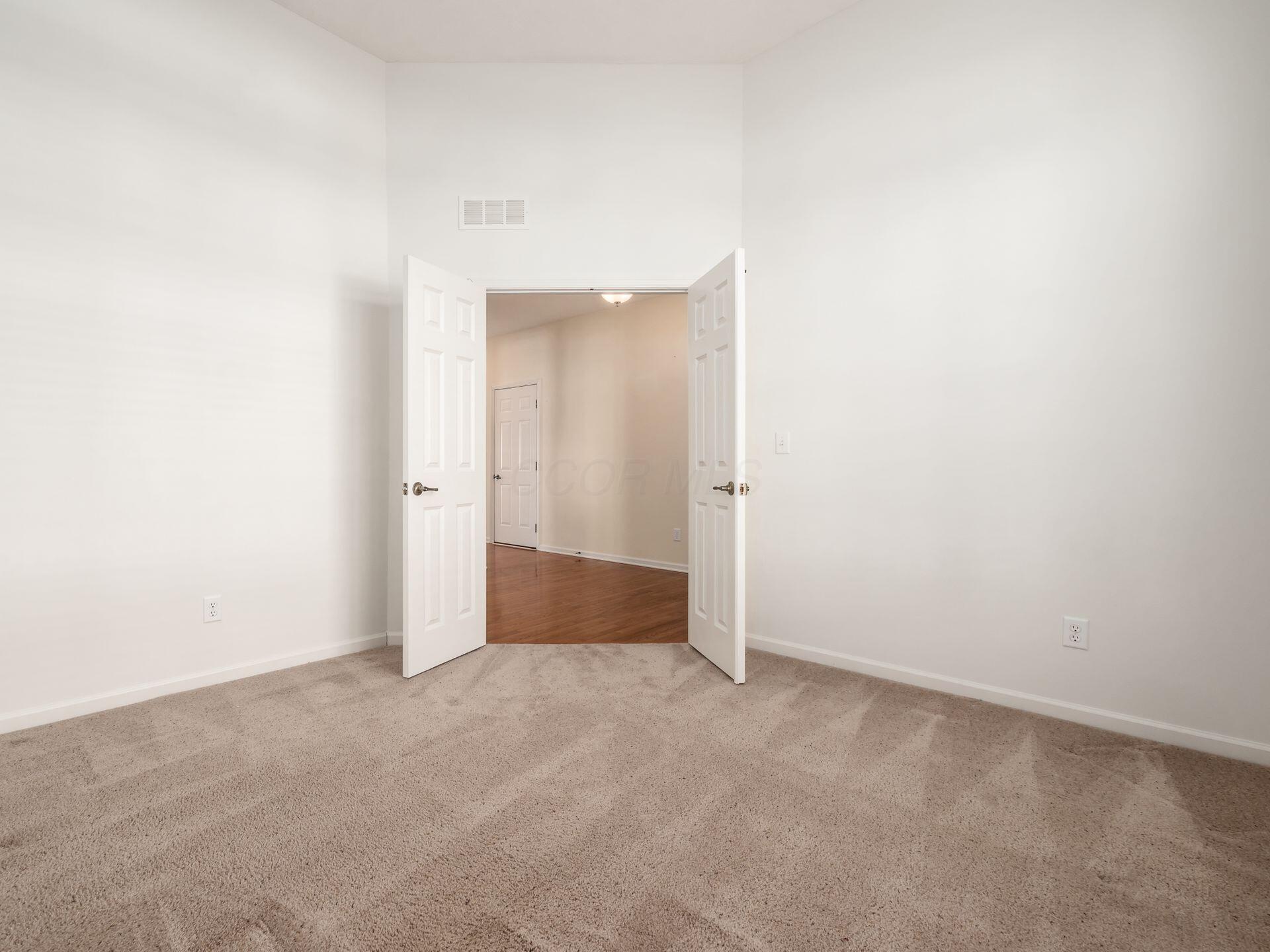 3267 Belstead Drive Property Photo 5