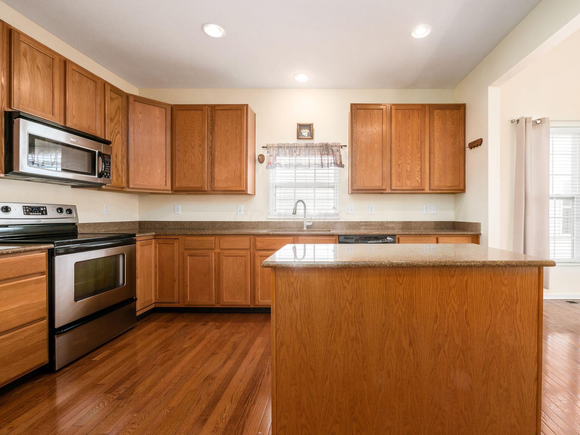 3267 Belstead Drive Property Photo 10