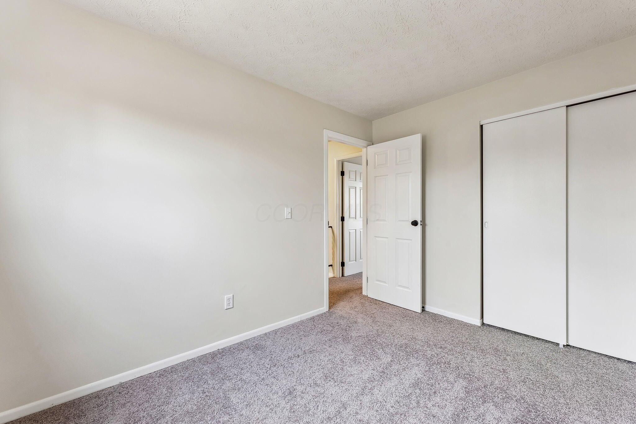 3302 Sundale Road Property Photo 24