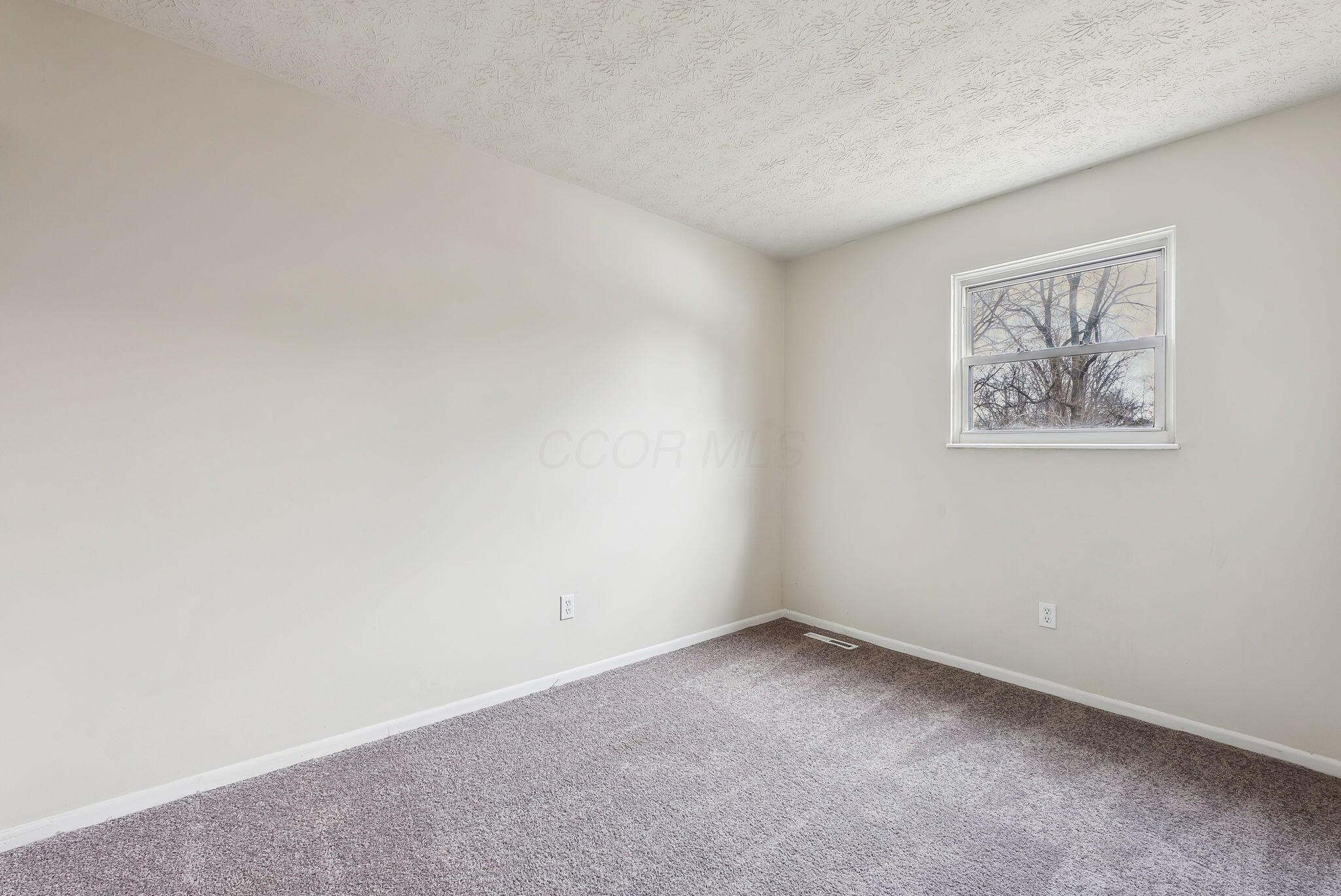 3302 Sundale Road Property Photo 25