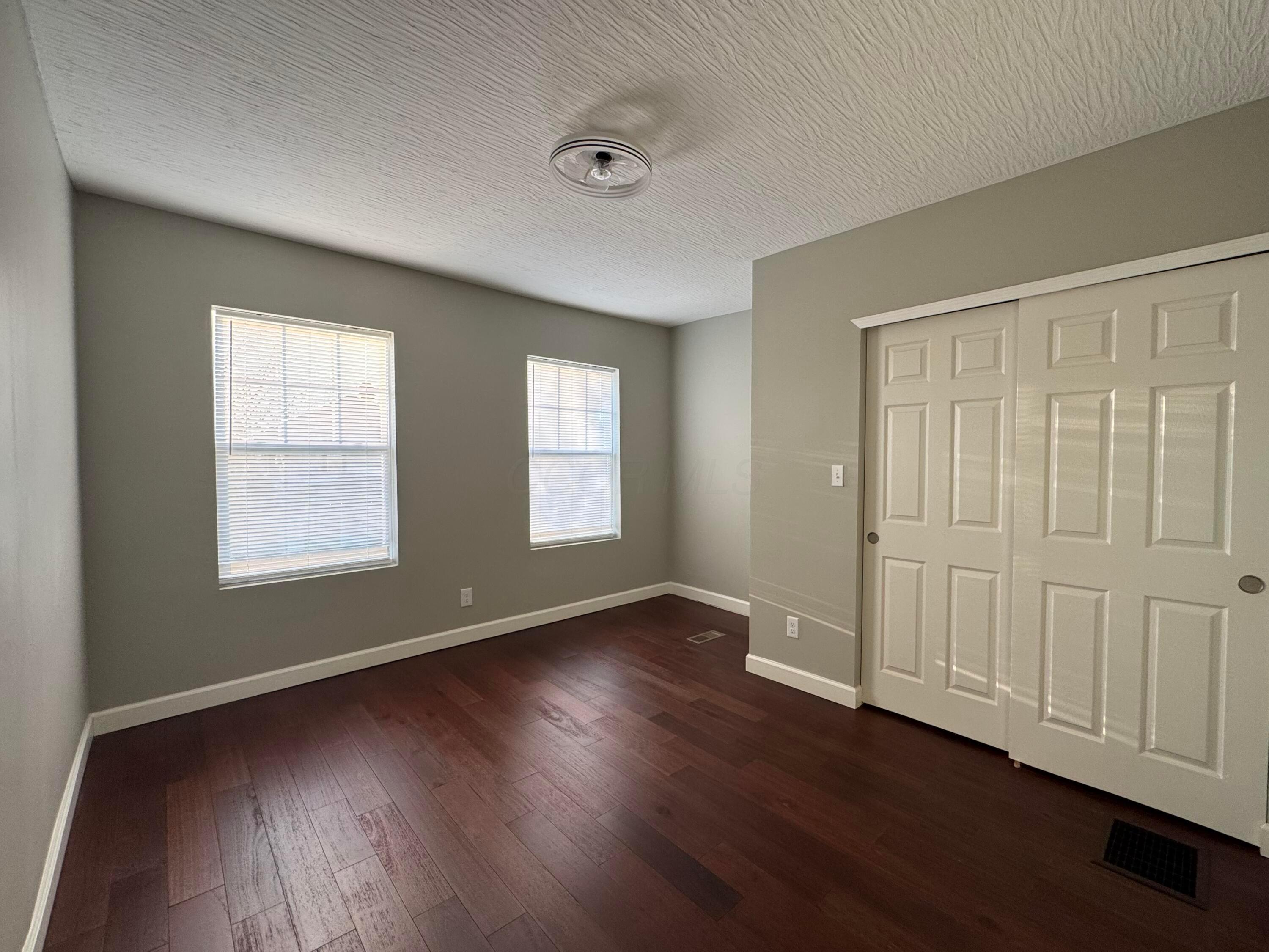 270-272 S Yale Avenue Property Photo 10