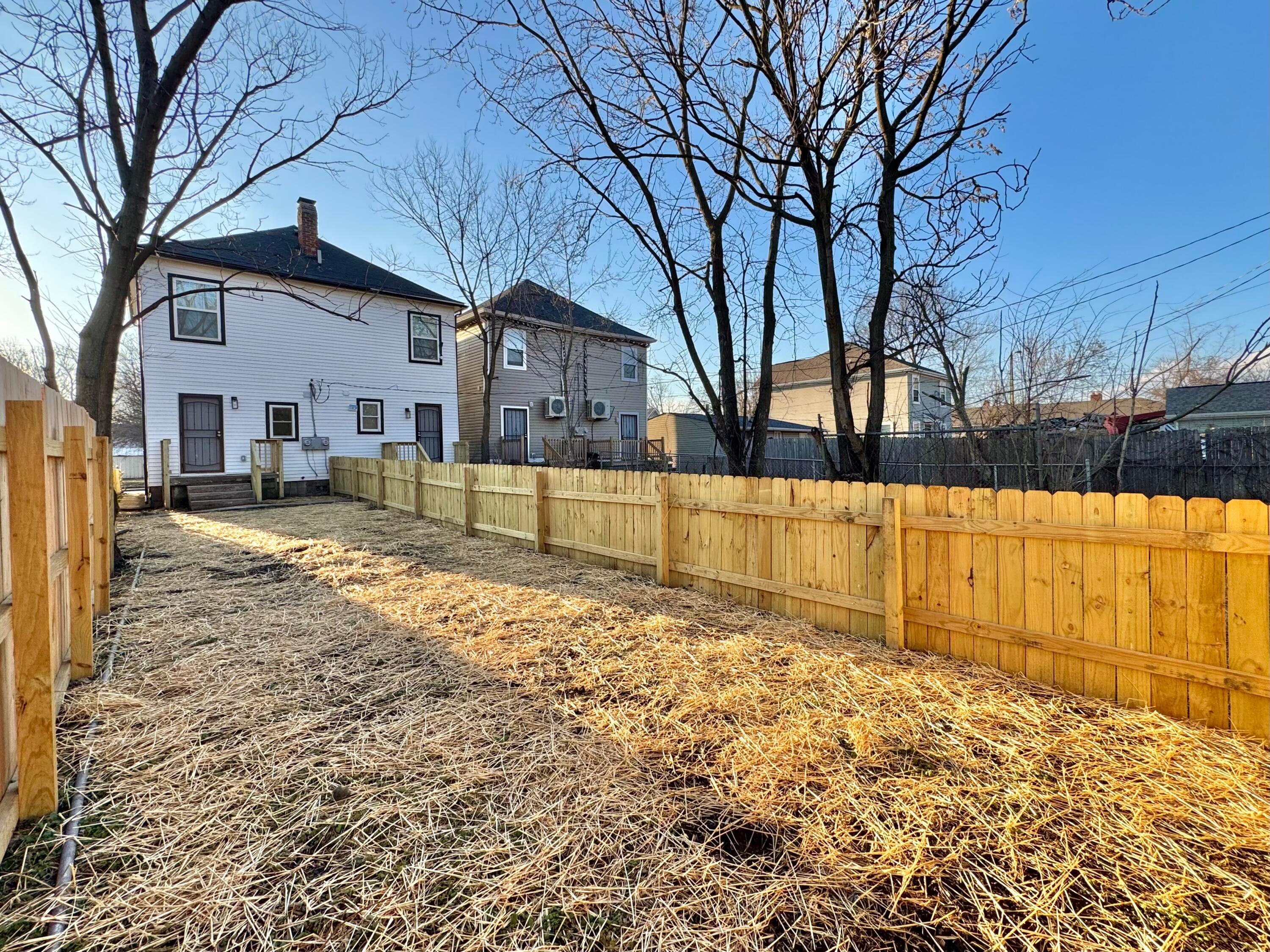 270-272 S Yale Avenue Property Photo 35