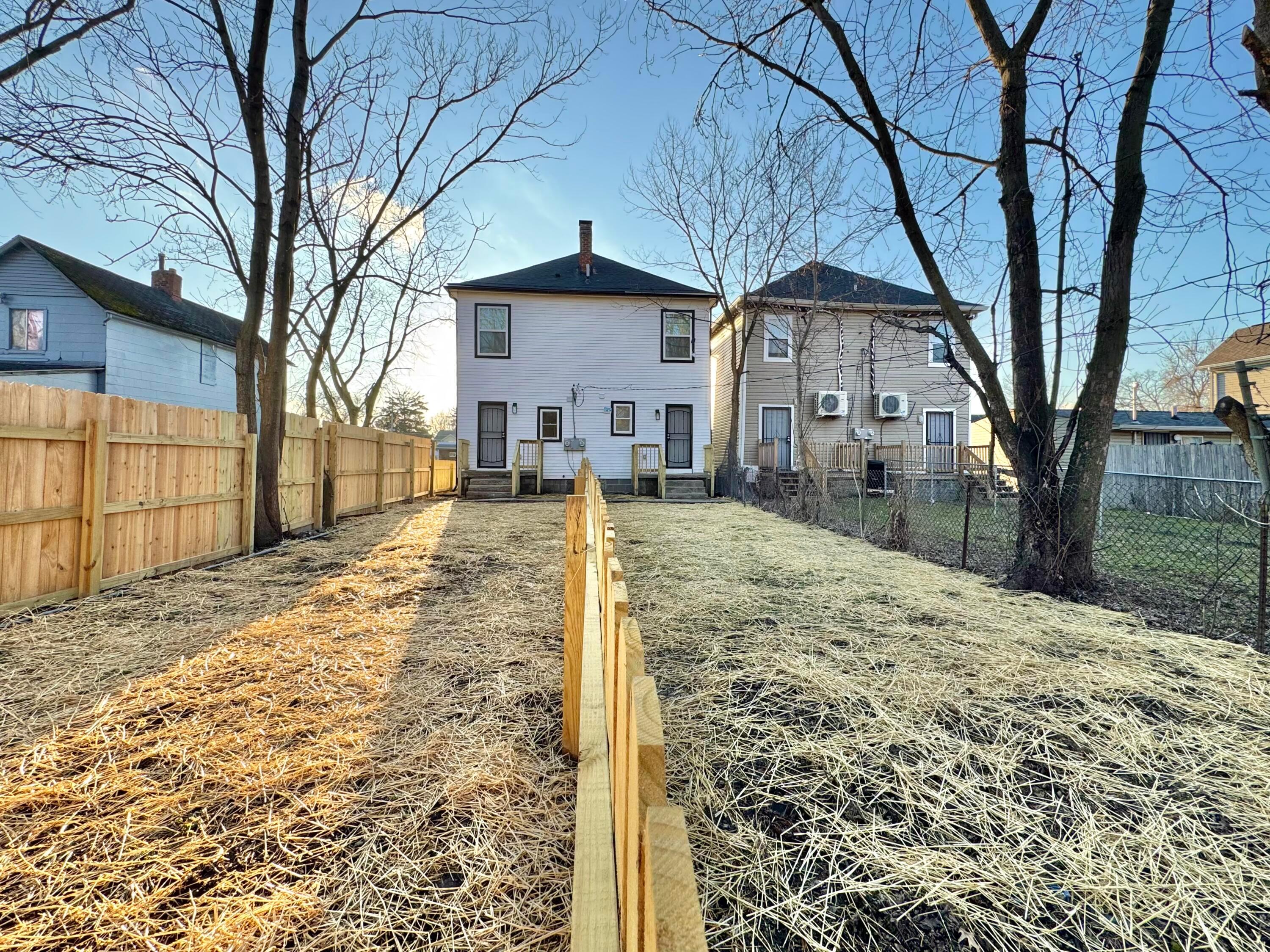 270-272 S Yale Avenue Property Photo 37