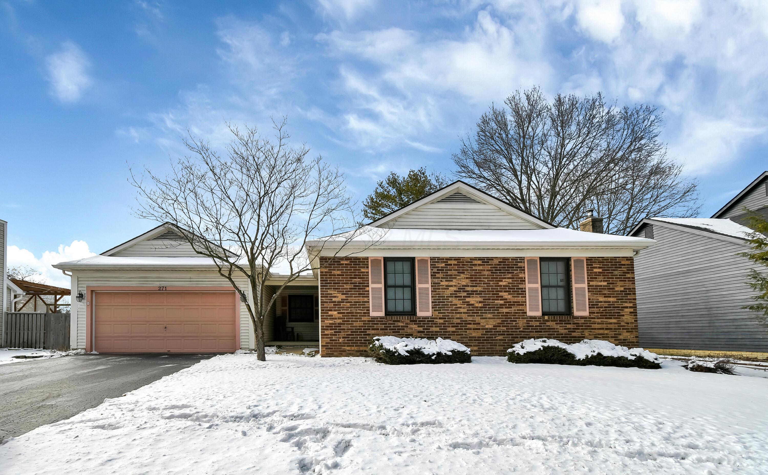 271 Rosehill Road Property Photo 1