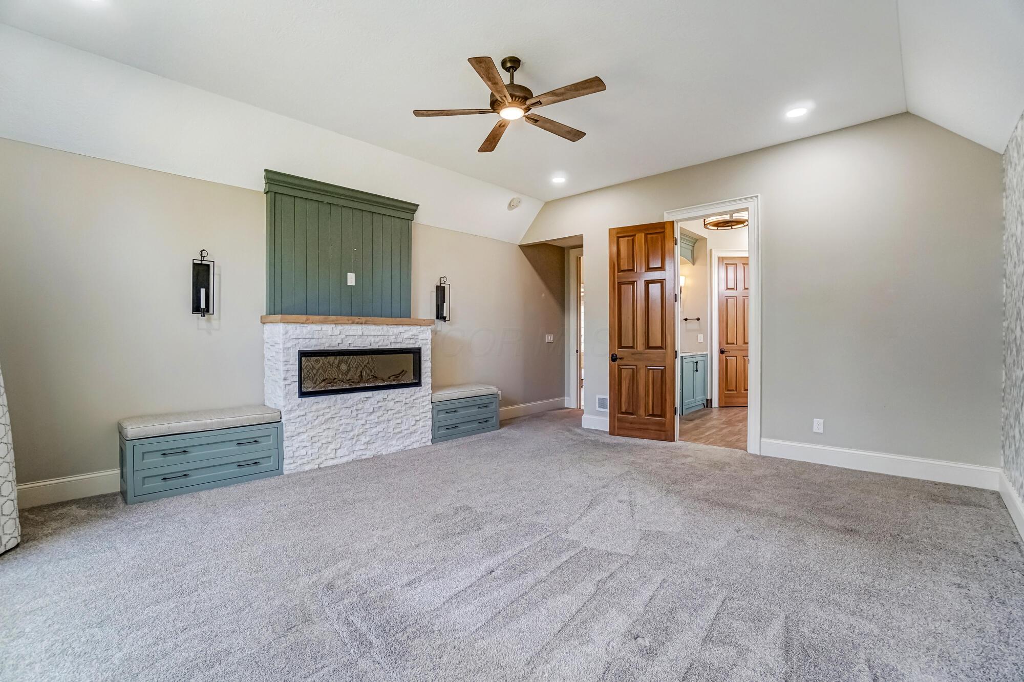 5863 Medallion Drive W Property Photo 32