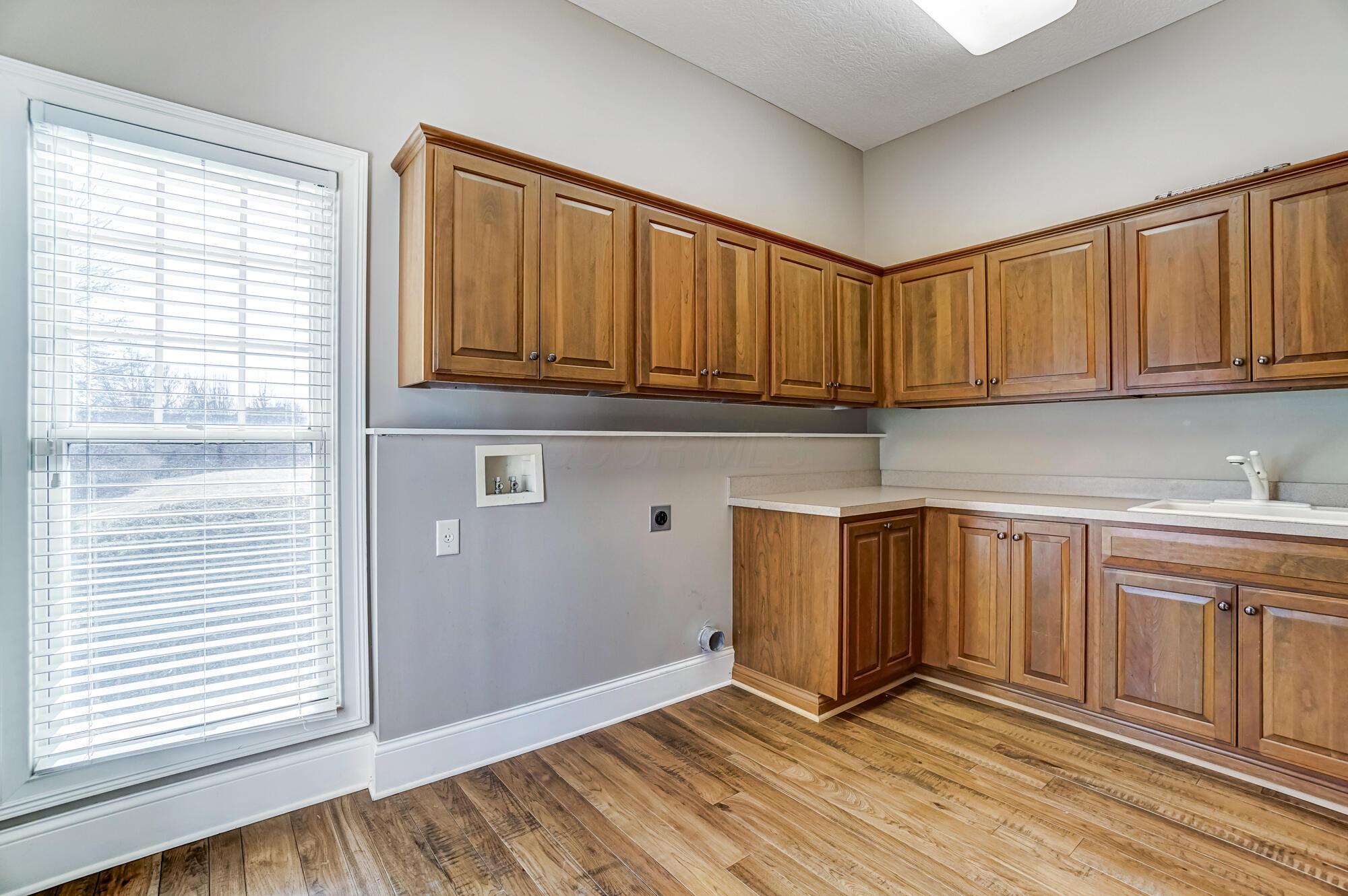 5863 Medallion Drive W Property Photo 37