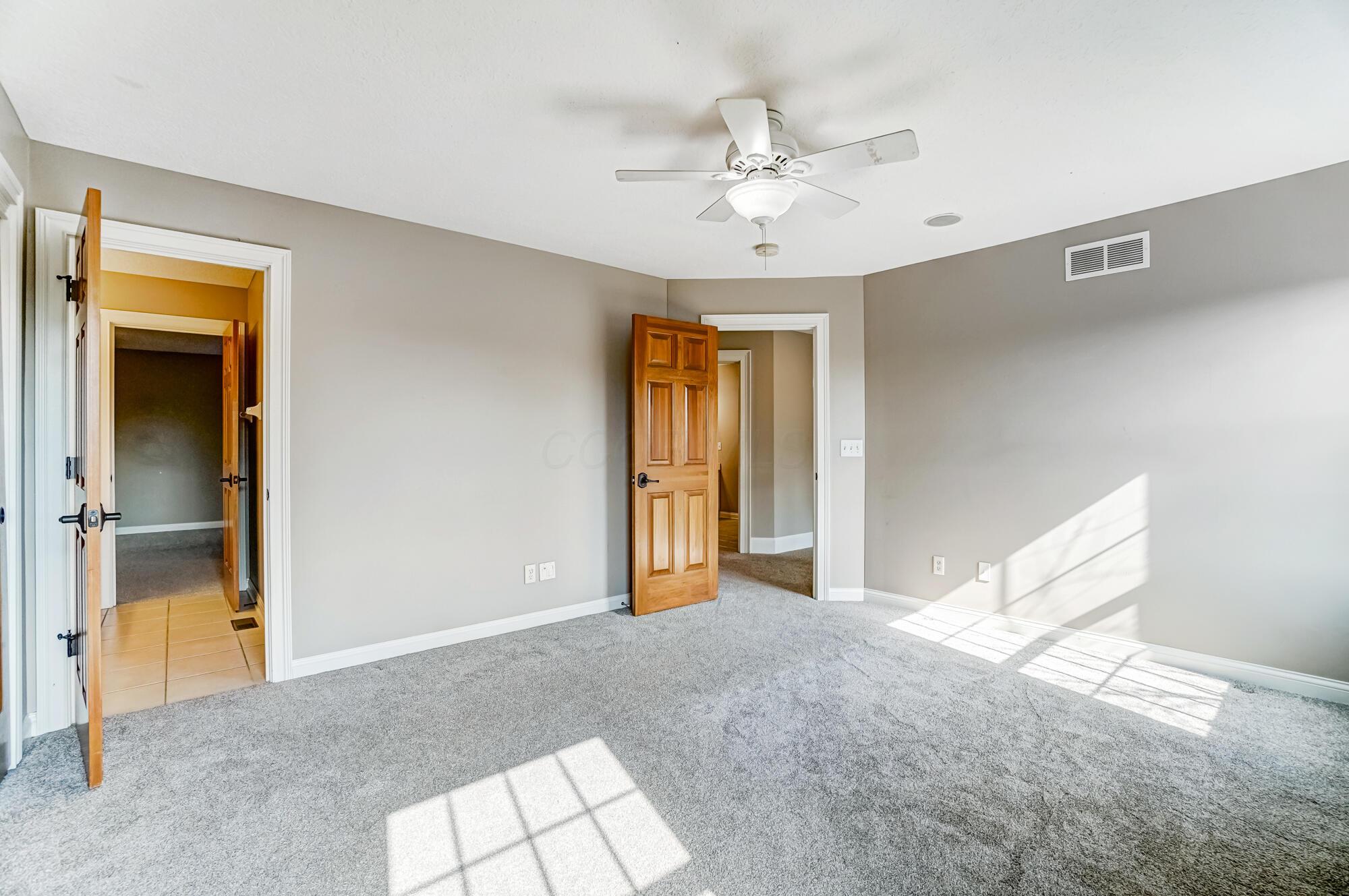 5863 Medallion Drive W Property Photo 48