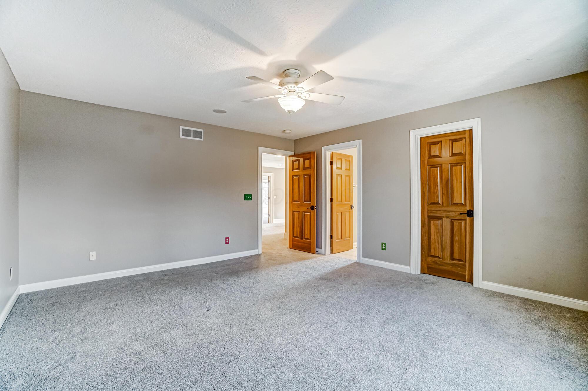 5863 Medallion Drive W Property Photo 52