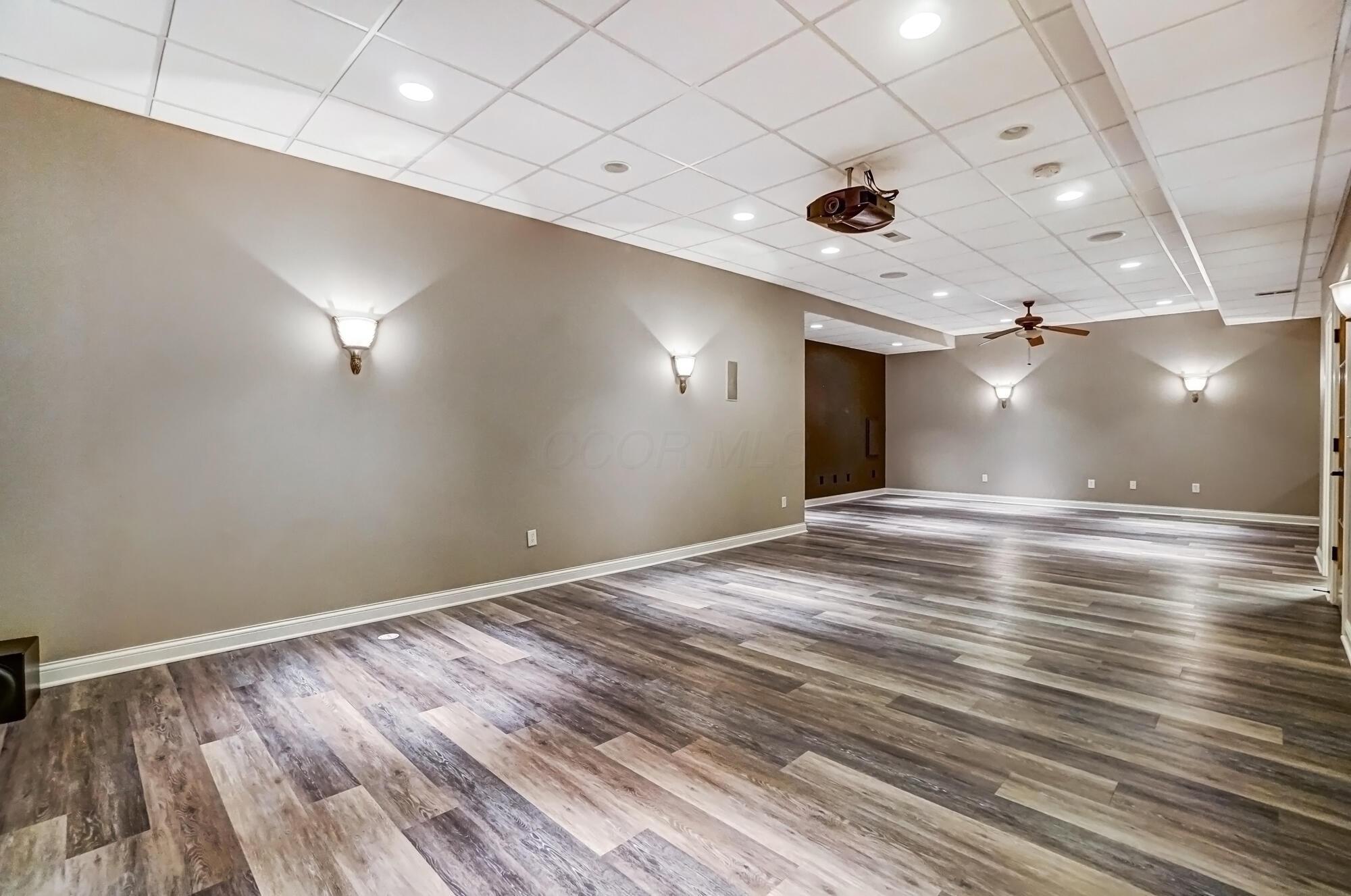 5863 Medallion Drive W Property Photo 59
