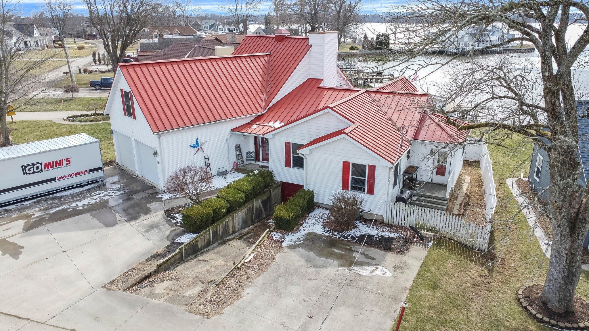 15 Woodland Road Property Photo 2