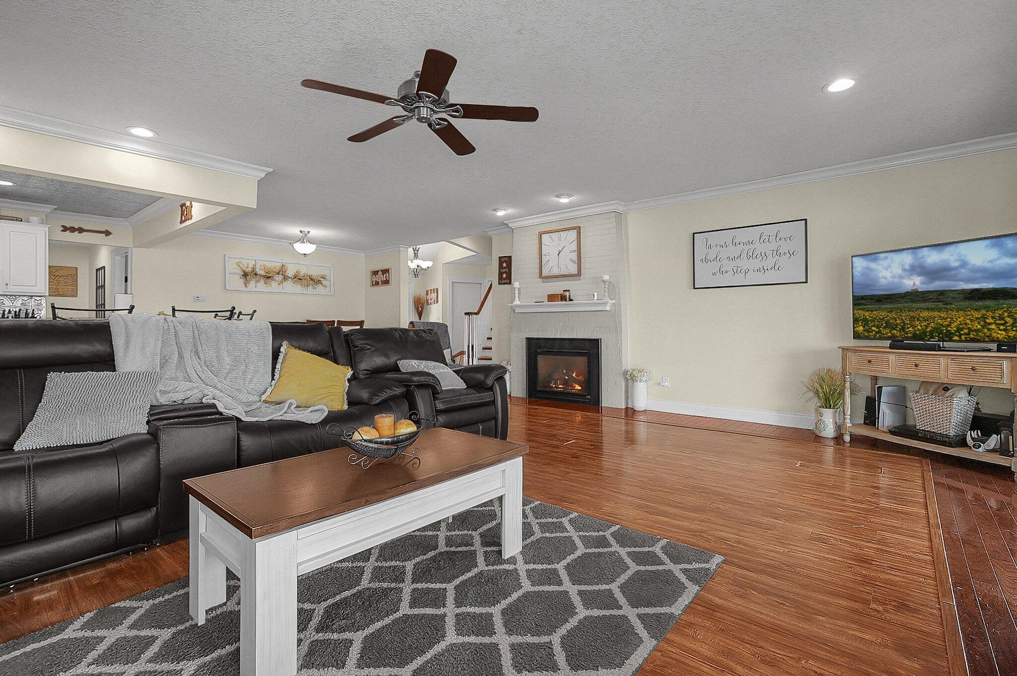 15 Woodland Road Property Photo 5