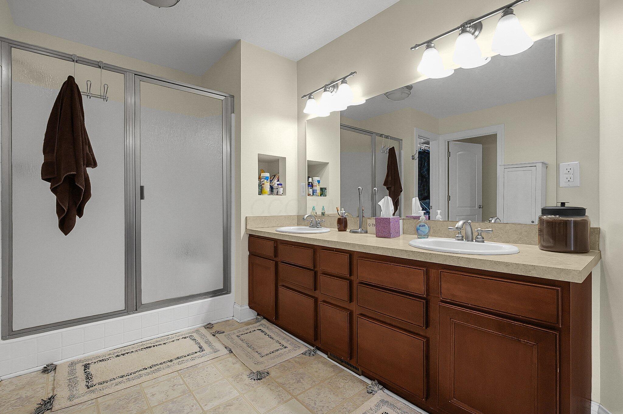 15 Woodland Road Property Photo 19
