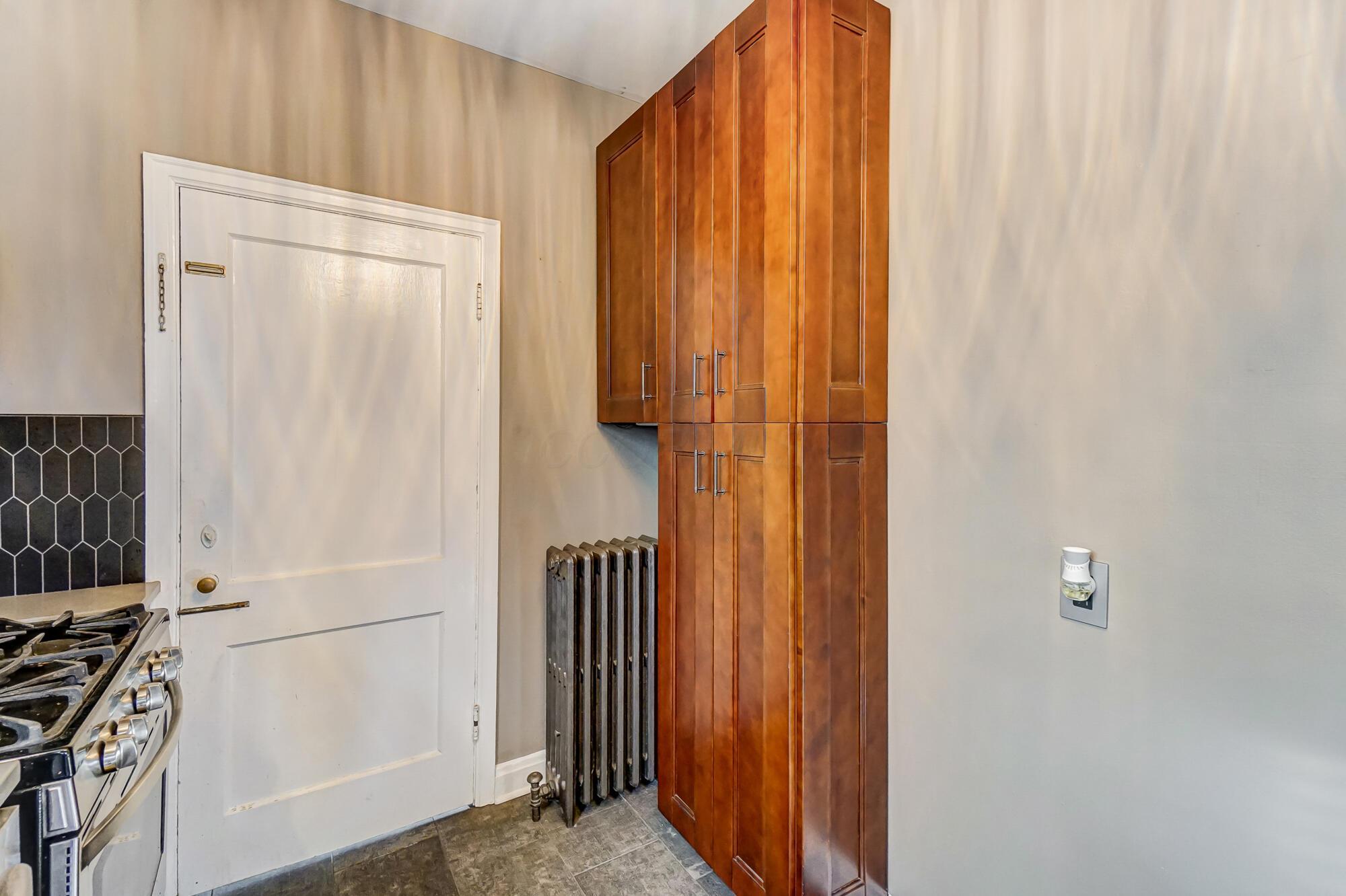 601 City Park Avenue, 1 Property Photo 23