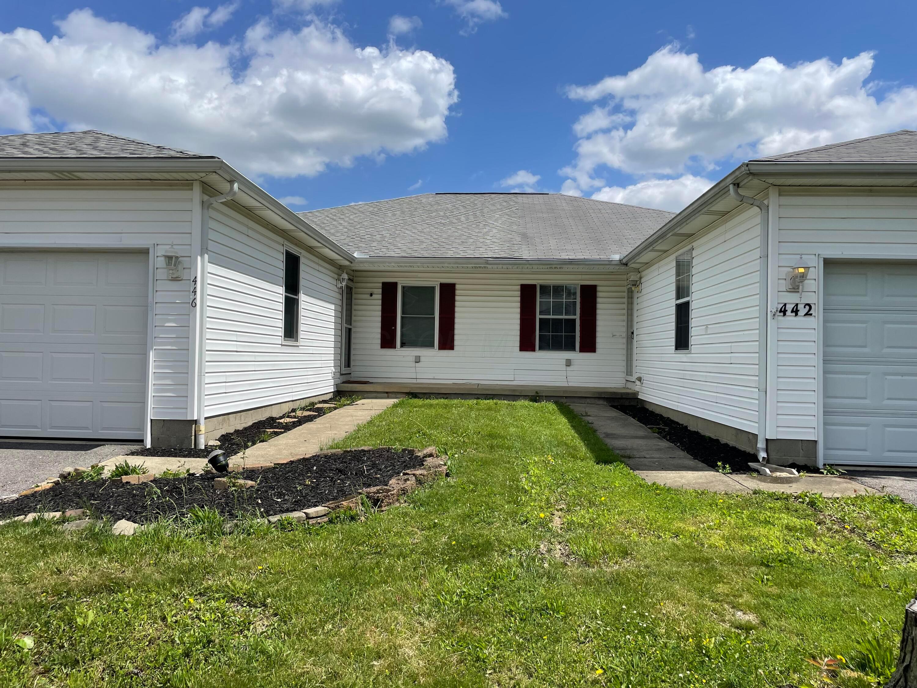 442-446 Courtland Lane Property Photo 1