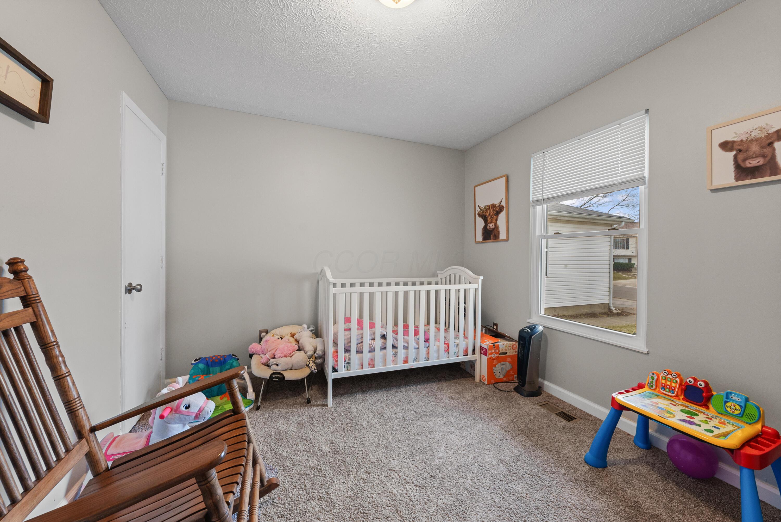442-446 Courtland Lane Property Photo 10