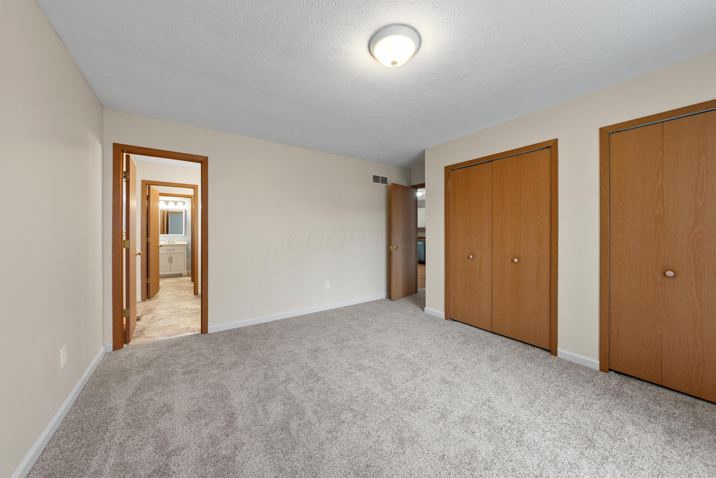 442-446 Courtland Lane Property Photo 22