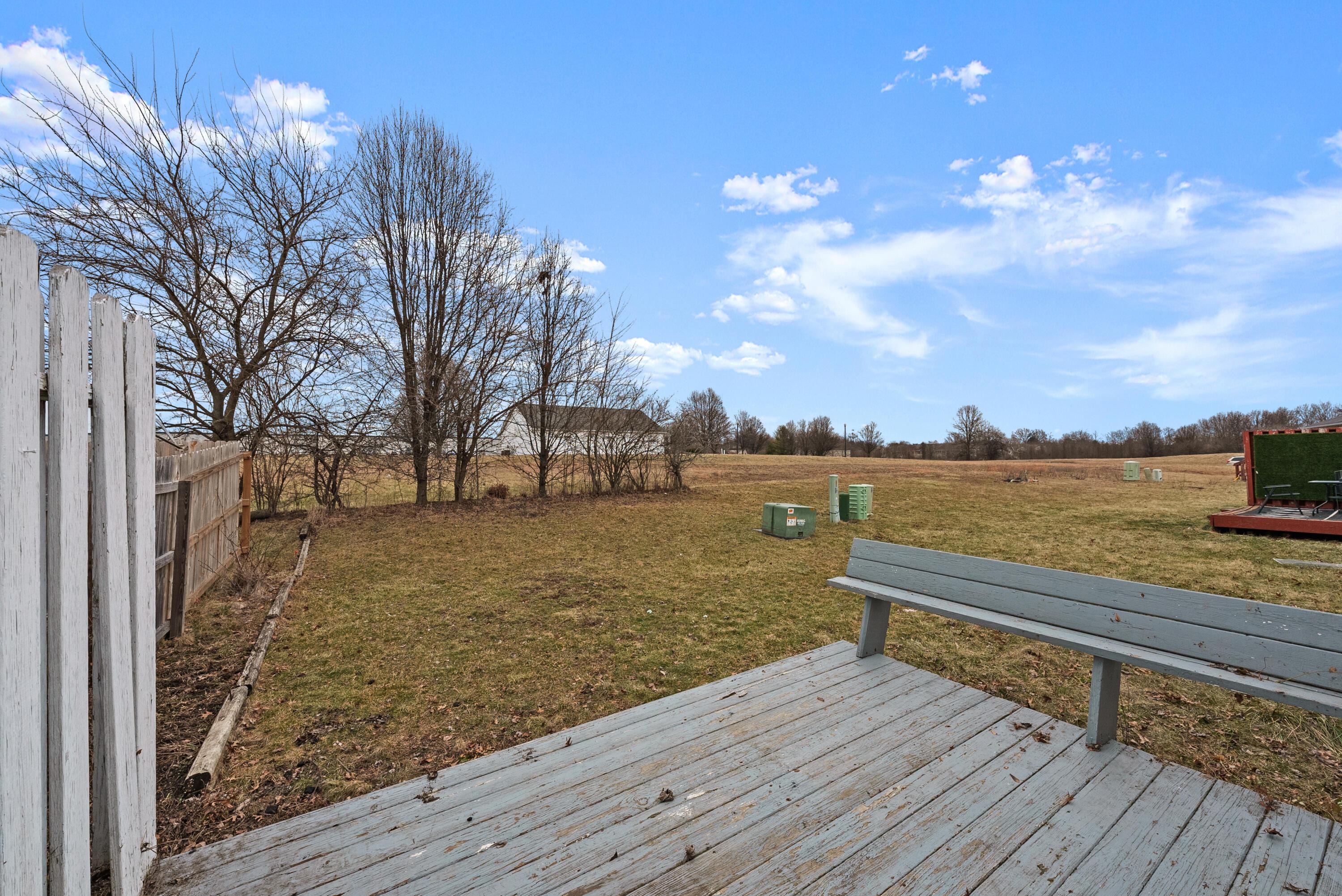 442-446 Courtland Lane Property Photo 25