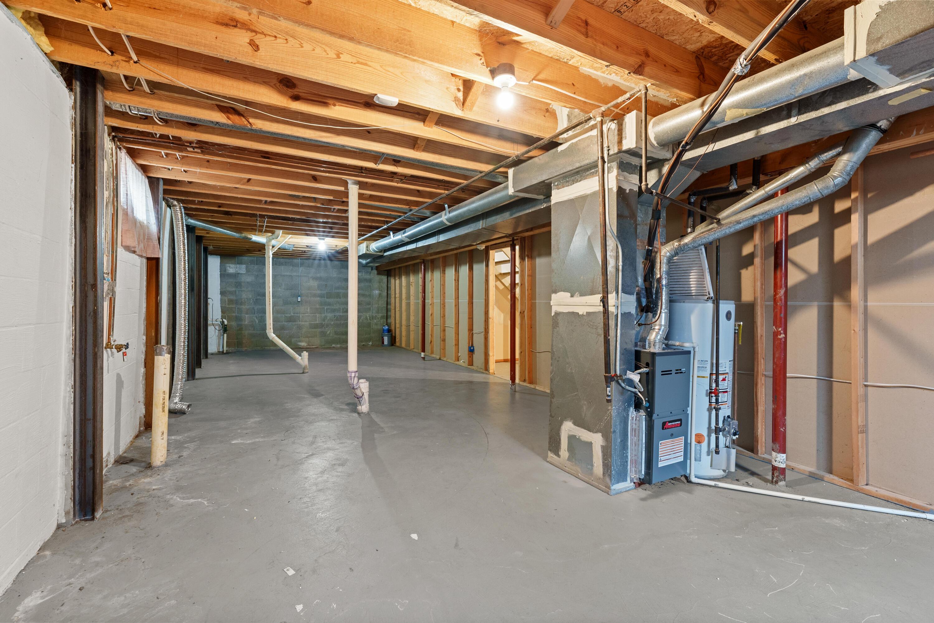 442-446 Courtland Lane Property Photo 26