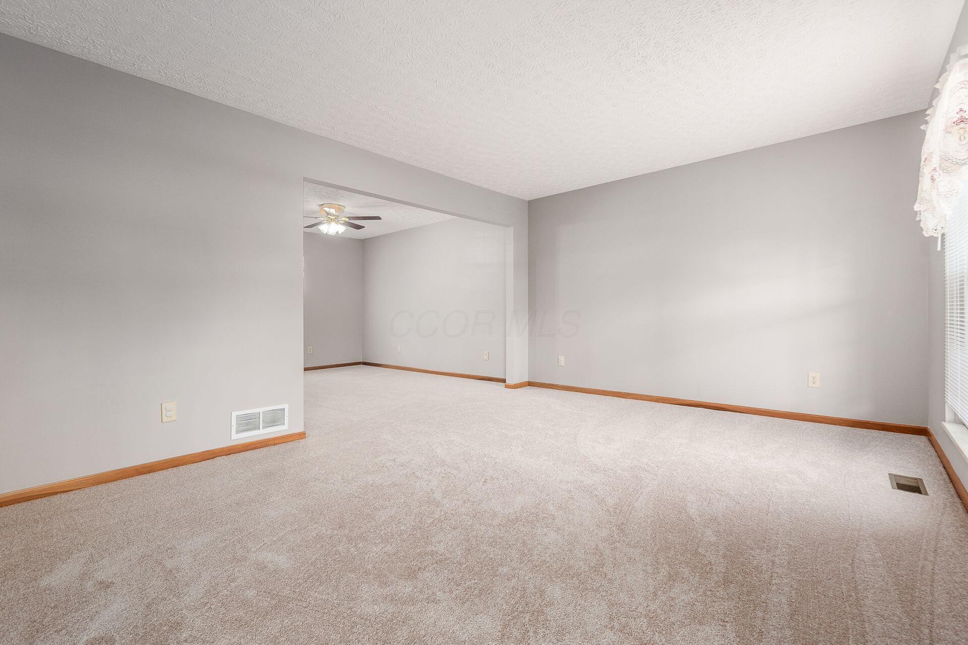 2865 Aigin Court Property Photo 5