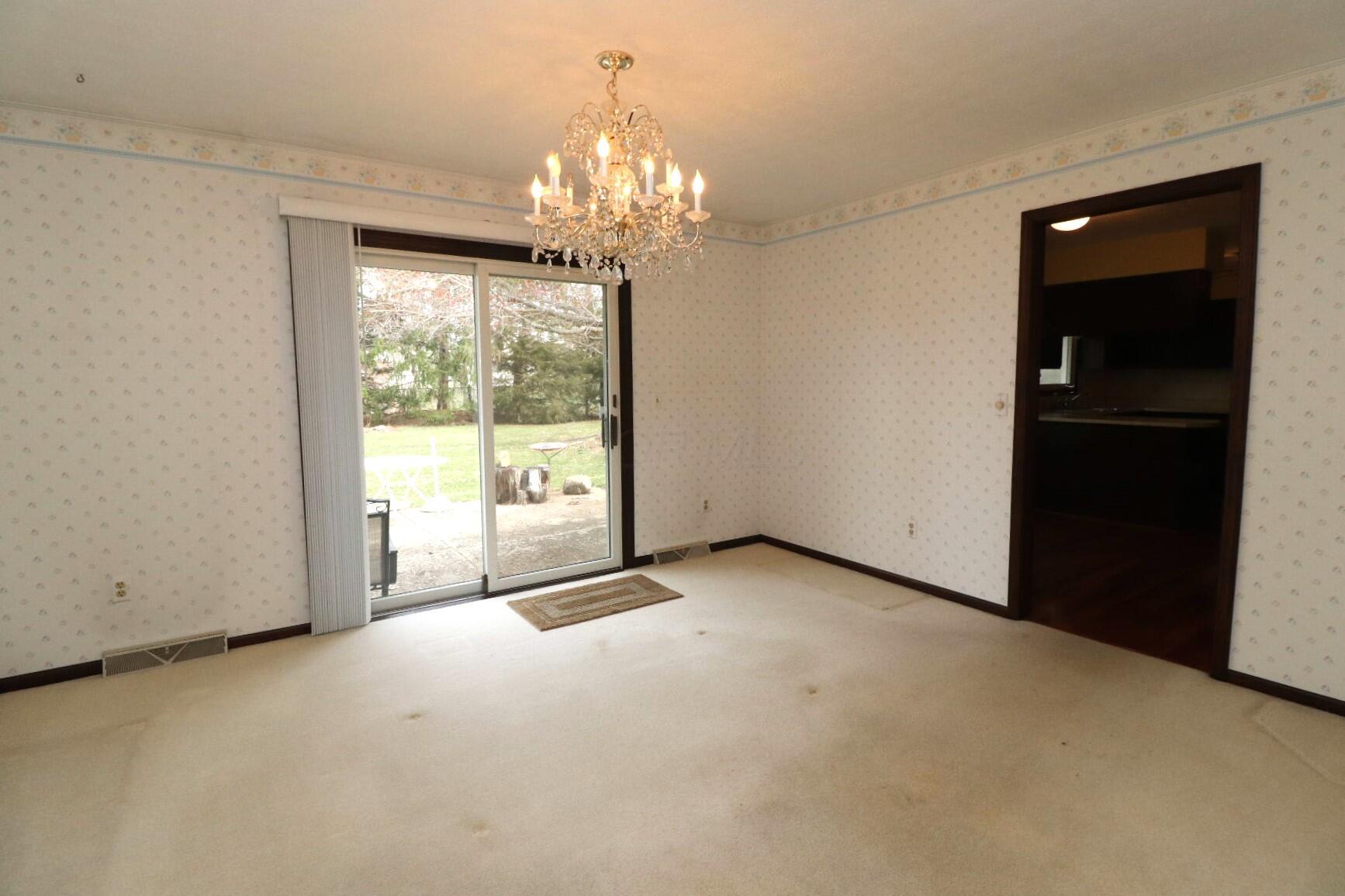 6582 Rolling Hills Place Property Photo 12