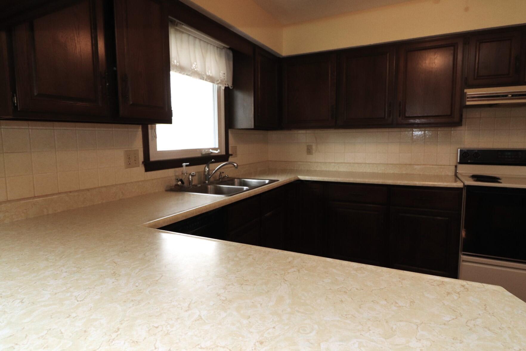 6582 Rolling Hills Place Property Photo 19