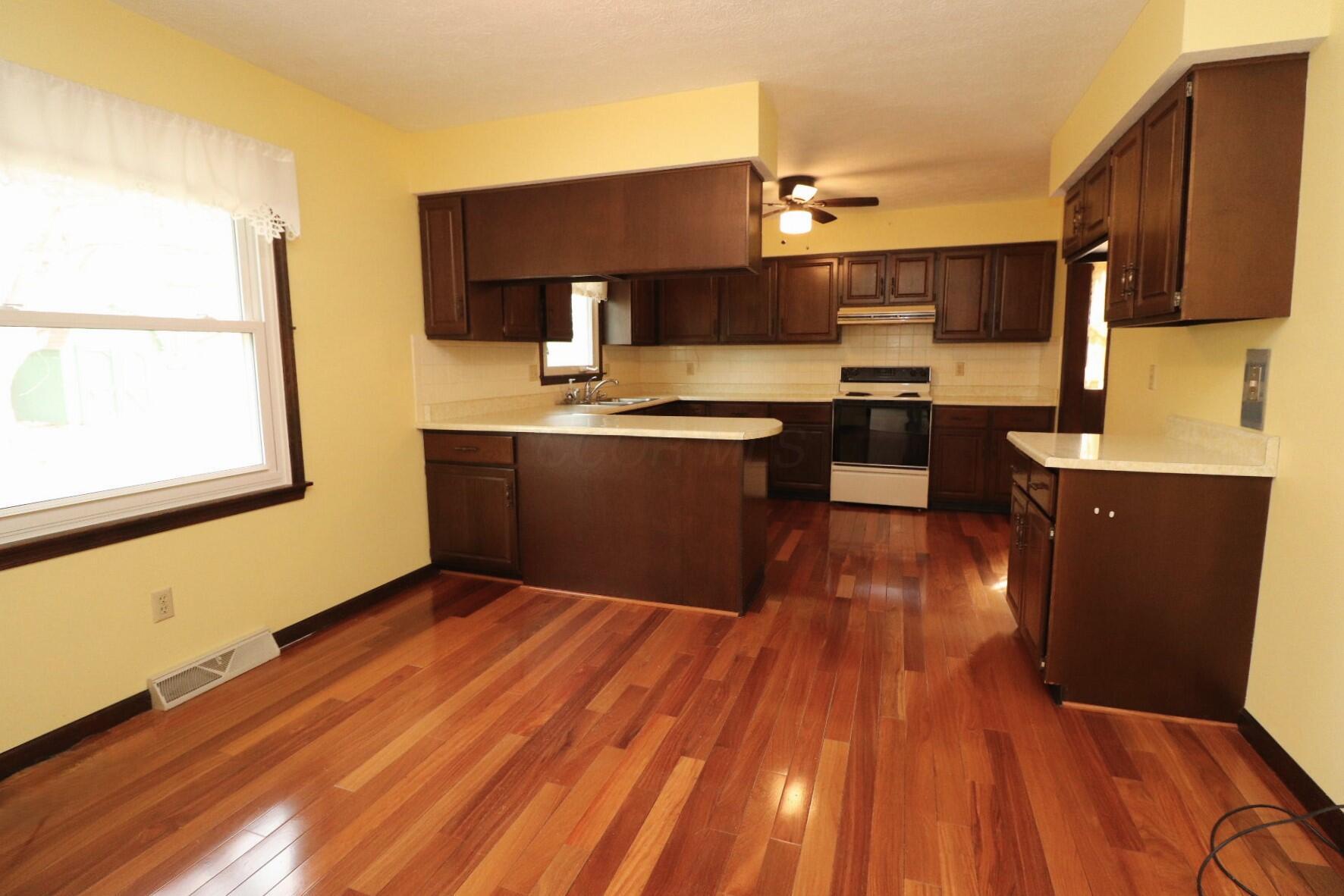 6582 Rolling Hills Place Property Photo 22