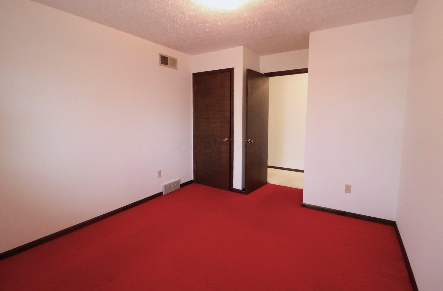 6582 Rolling Hills Place Property Photo 27