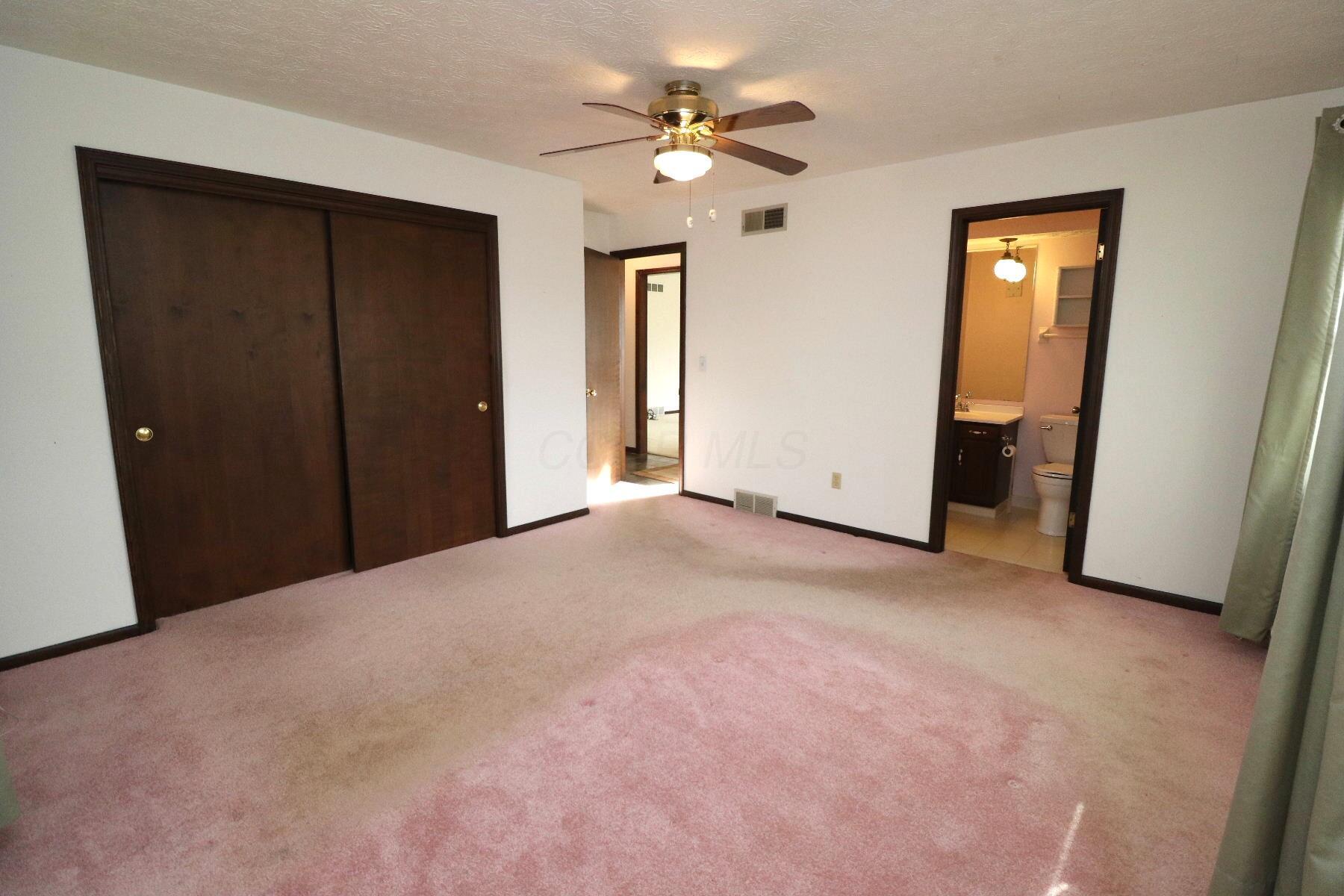 6582 Rolling Hills Place Property Photo 32