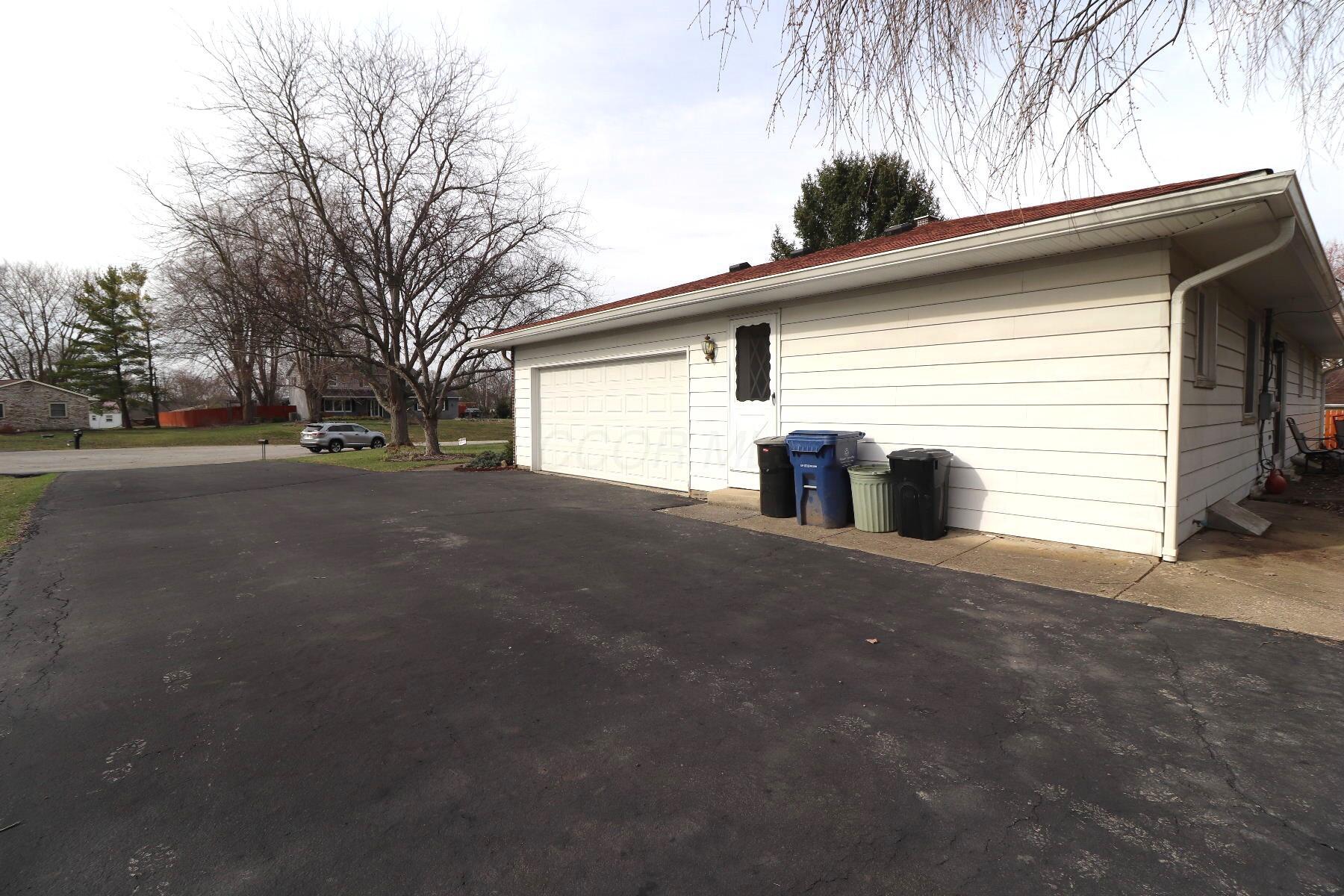6582 Rolling Hills Place Property Photo 44