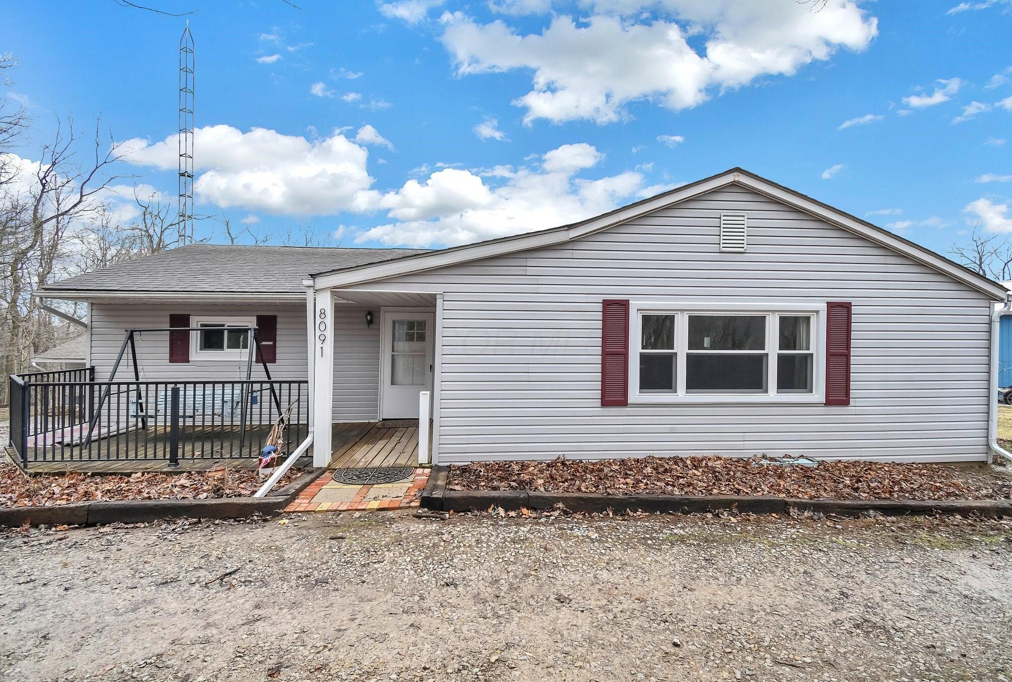8091 Jacksontown Road Property Photo 1