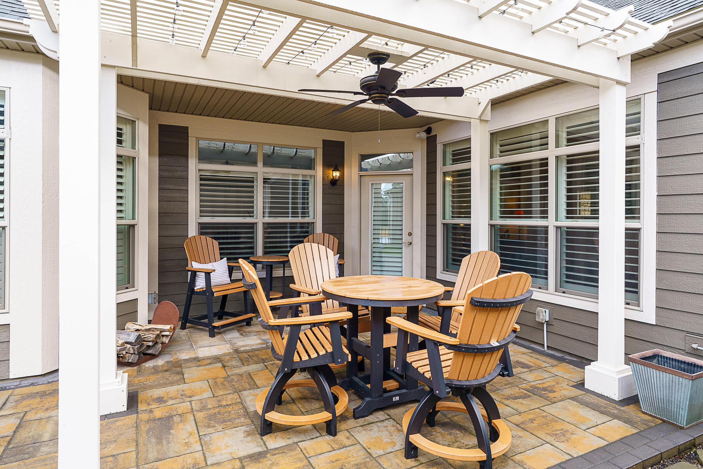 7348 Sunrise Way Property Photo 5