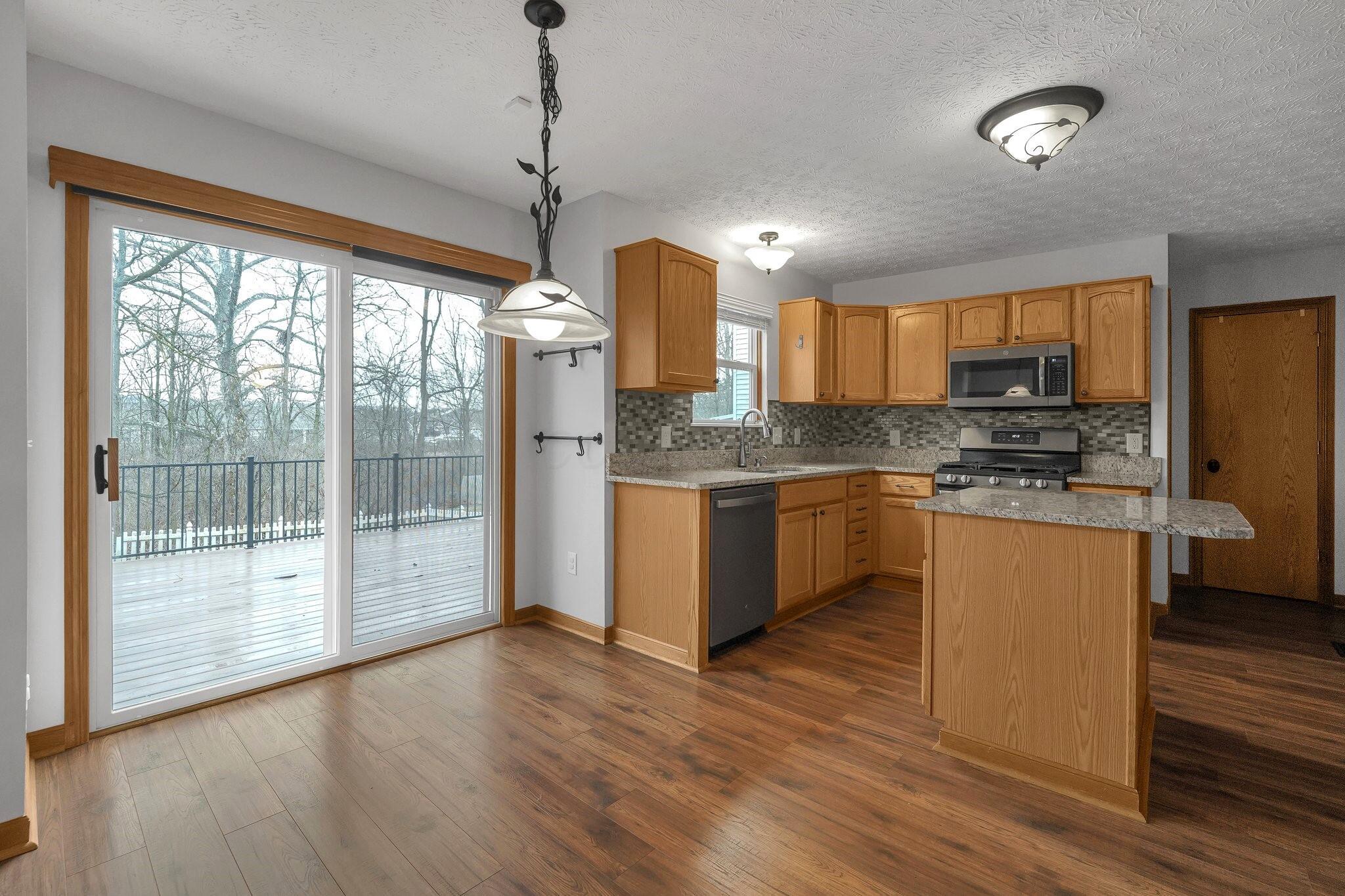 1447 Westbrook Drive Property Photo 9