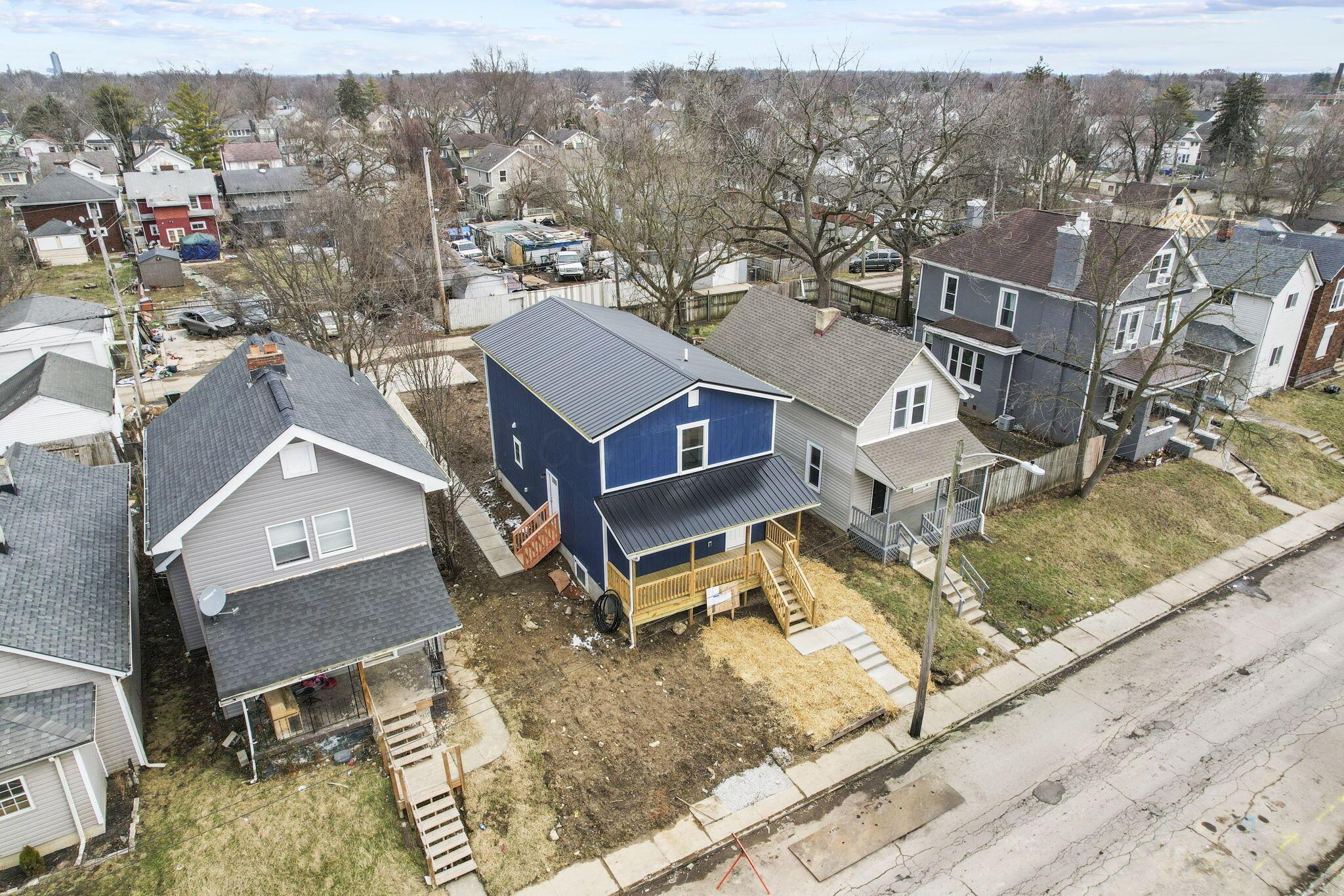 350 S Ogden Avenue Property Photo 18