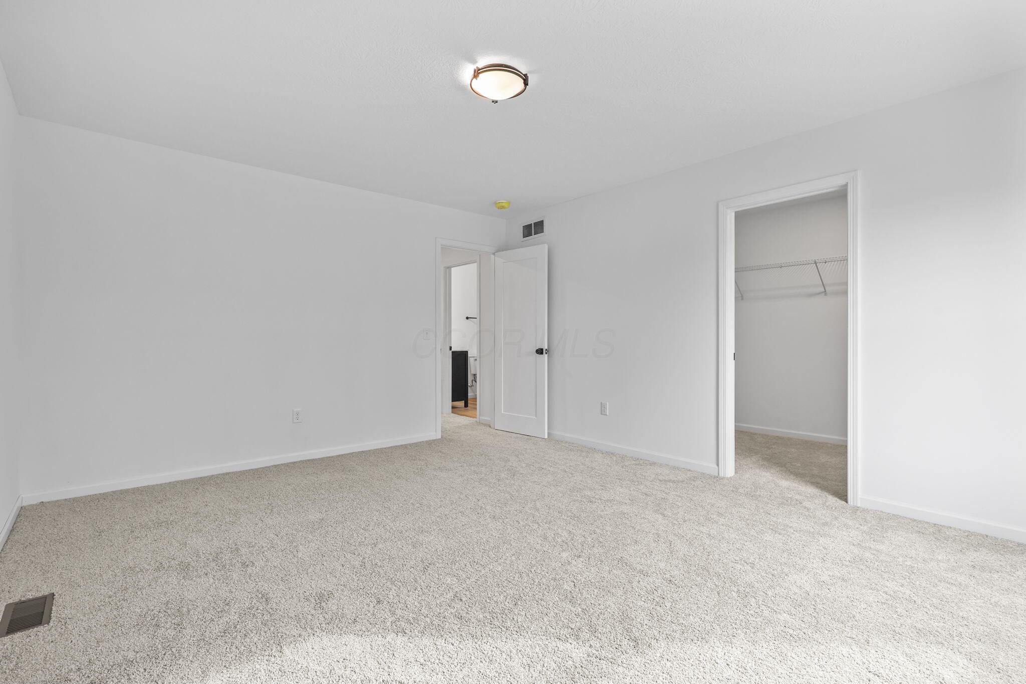 350 S Ogden Avenue Property Photo 27
