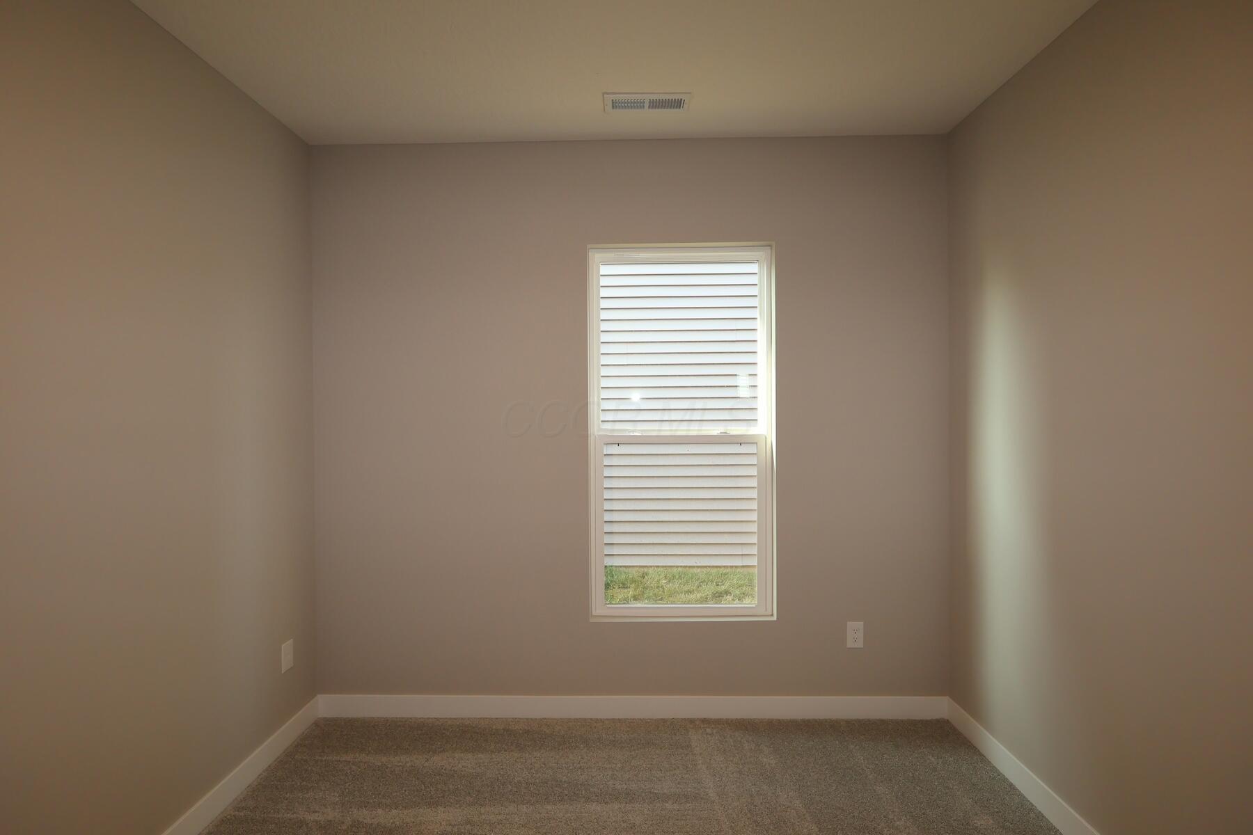 7131 Unitas Loop Property Photo 9